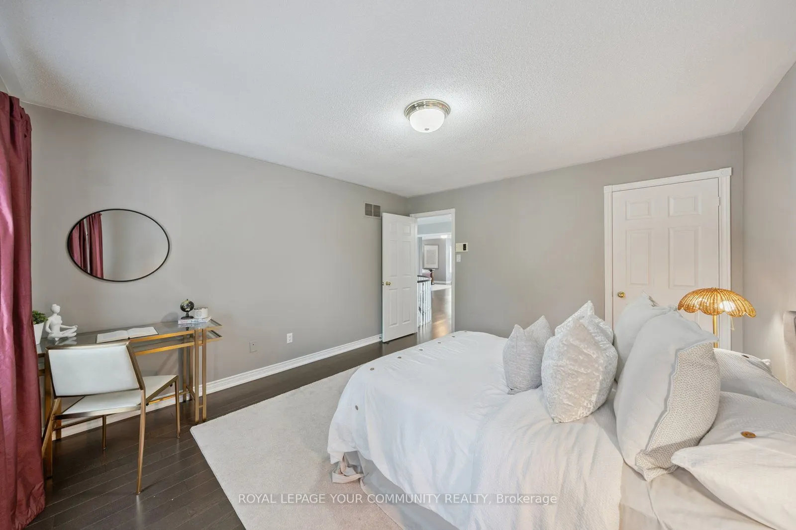 22 Theobalds Circle
