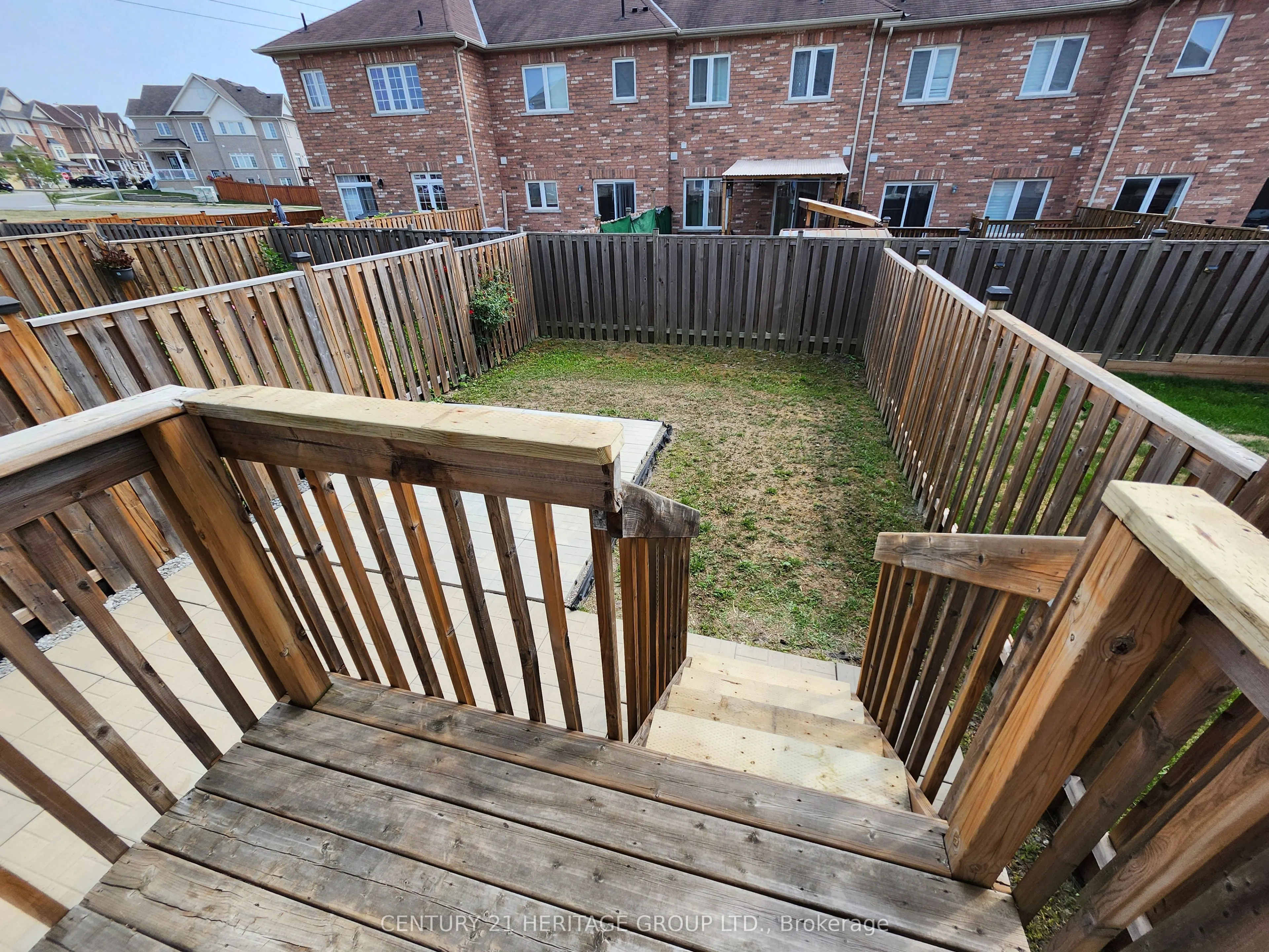 5 Daniele Crescent