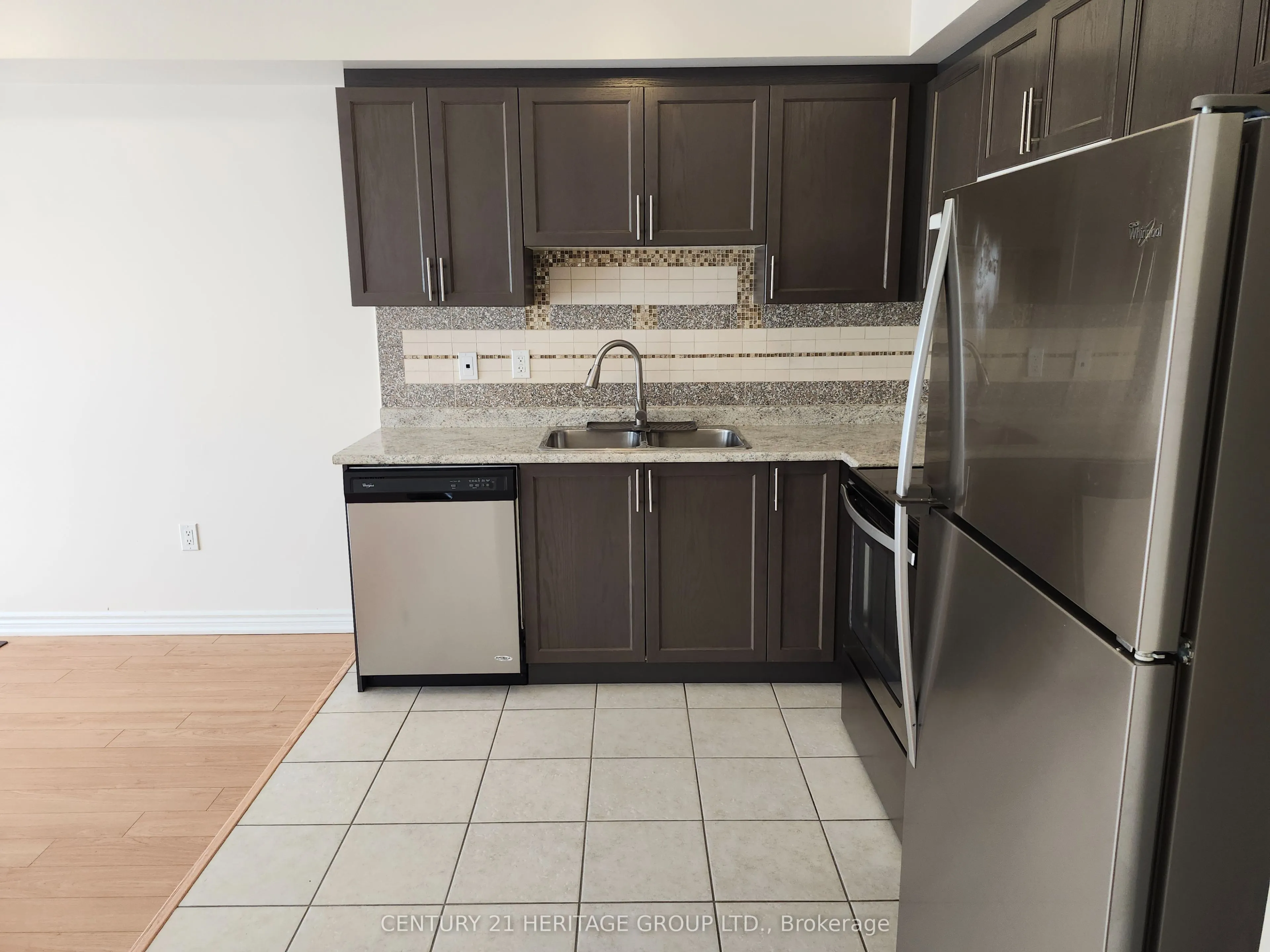 5 Daniele Crescent
