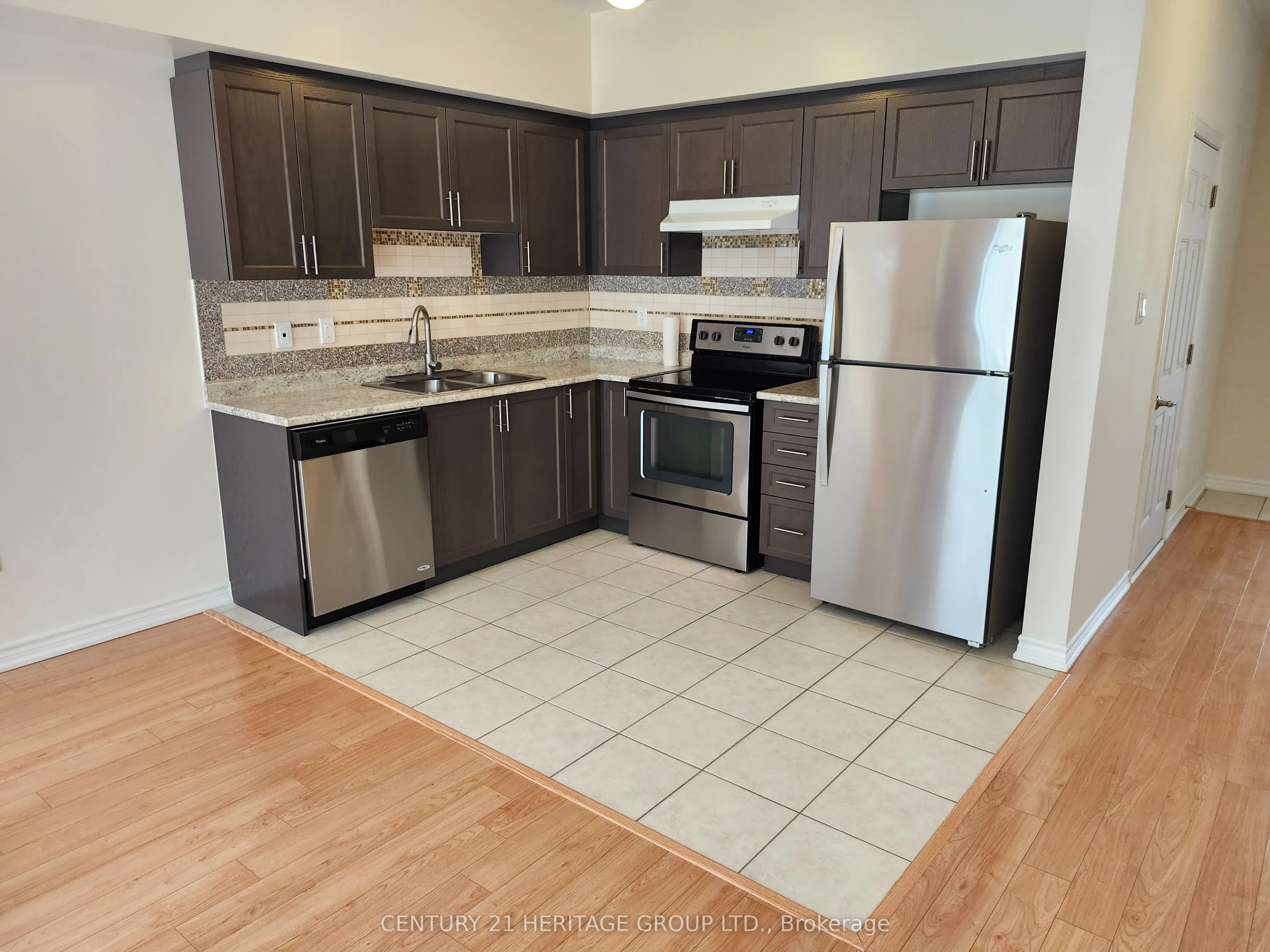 5 Daniele Crescent