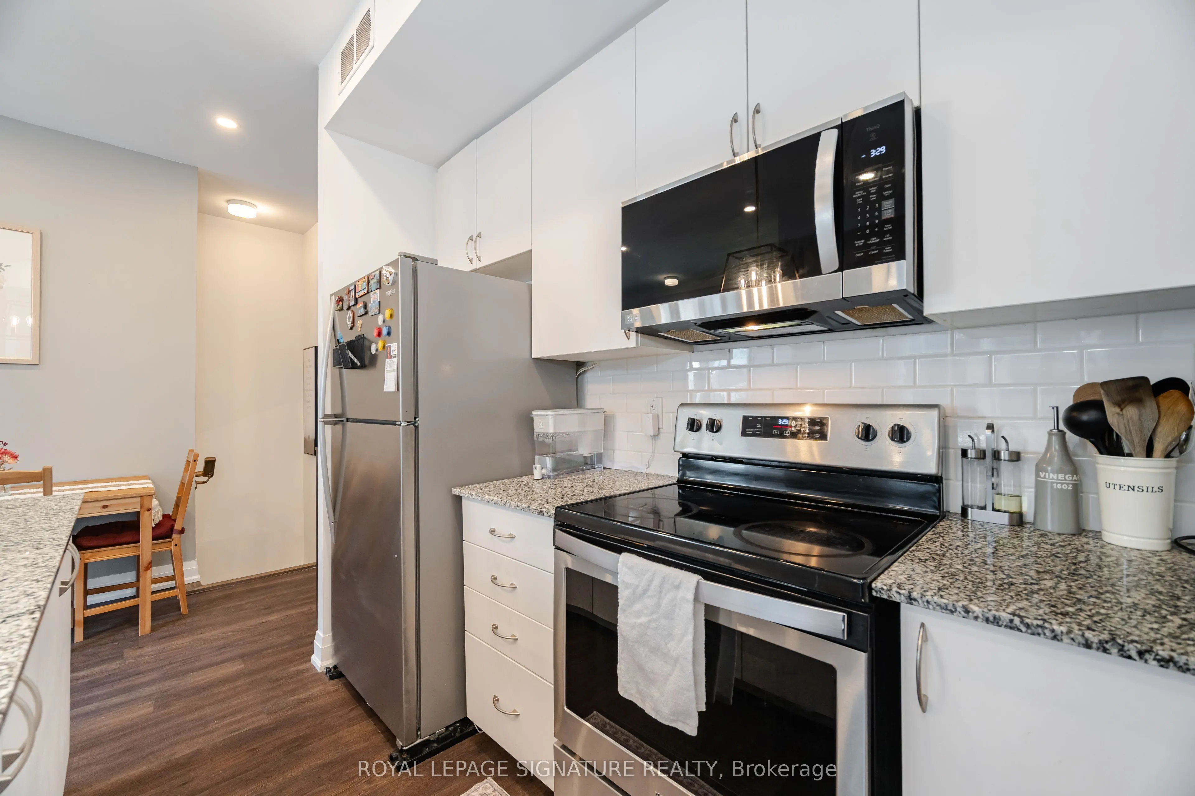 5289 Highway 7, #D-603