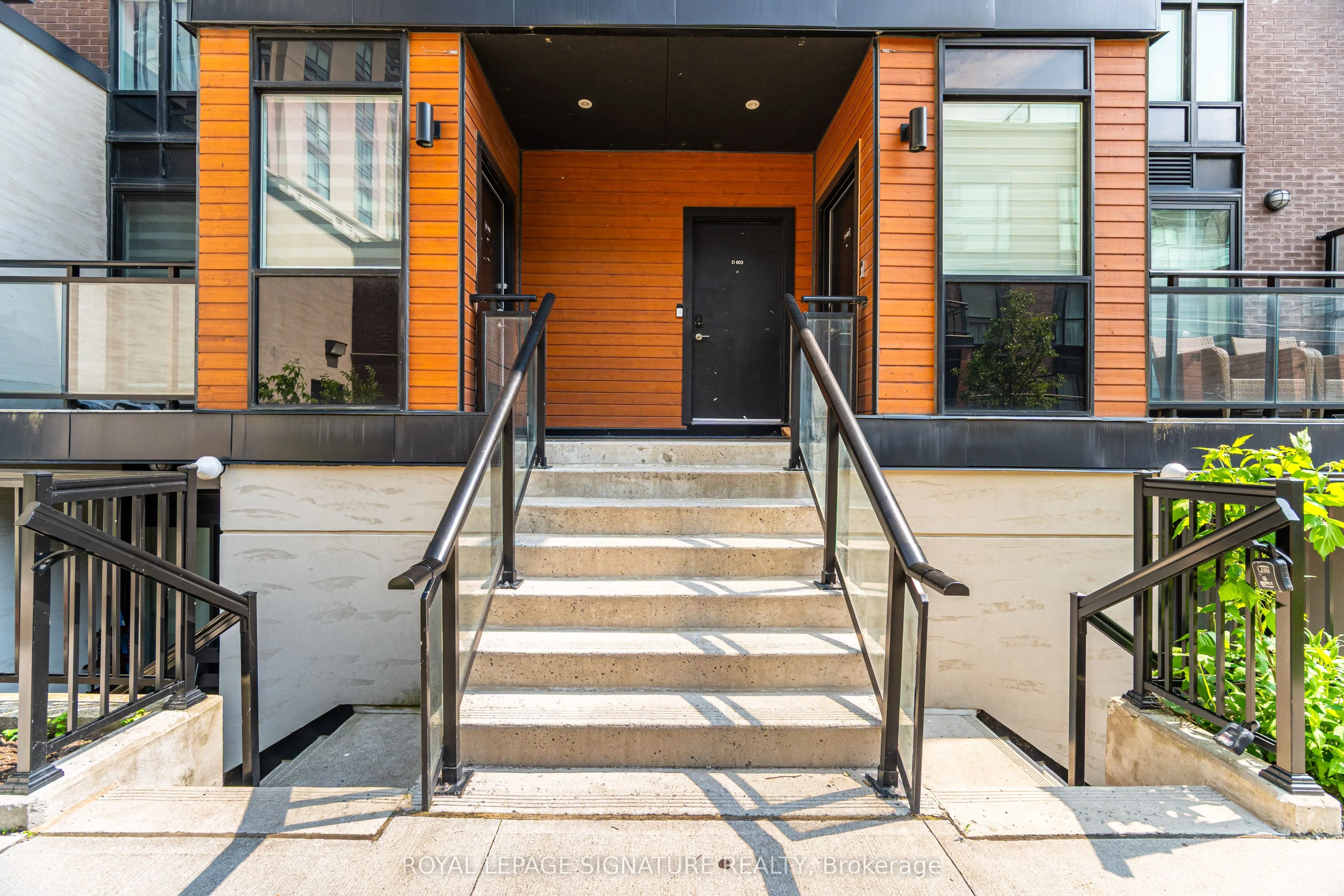 5289 Highway 7, #D-603