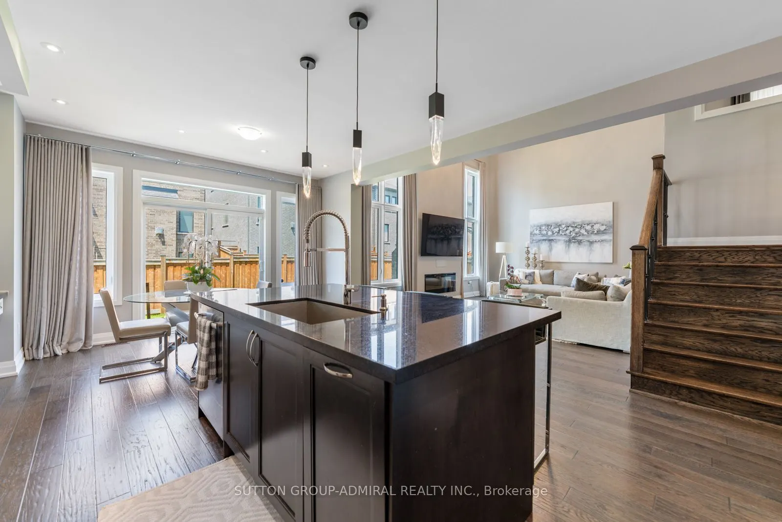 601 Mactier Drive