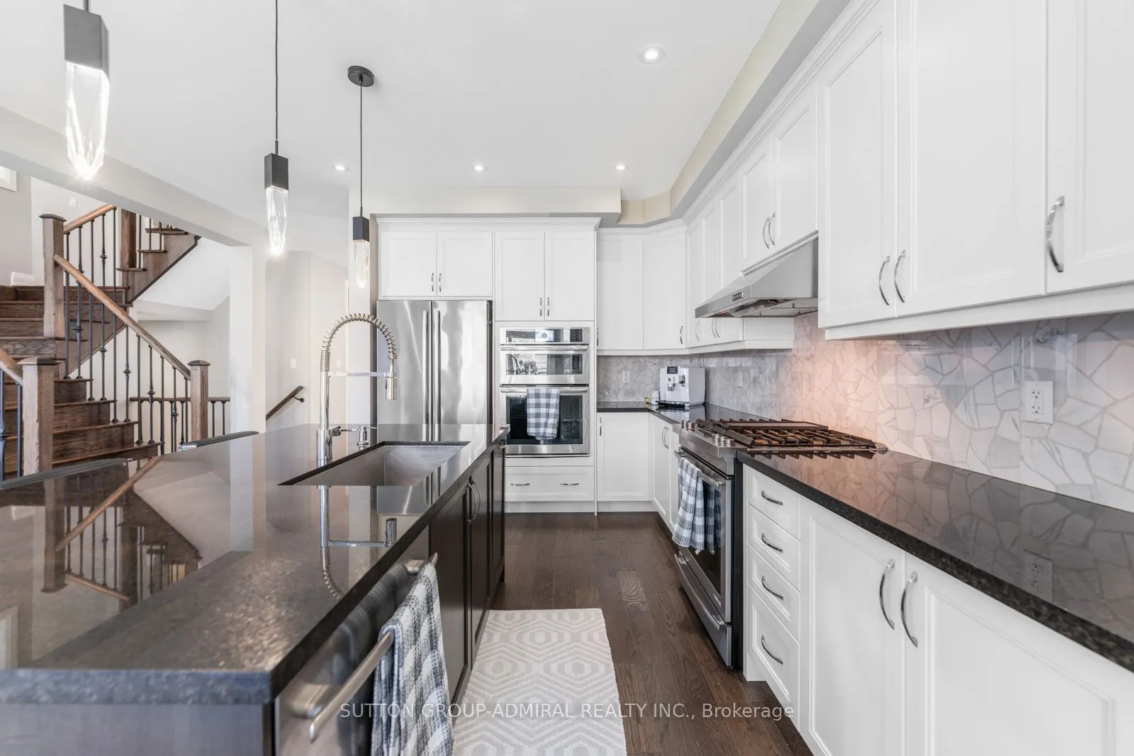 601 Mactier Drive