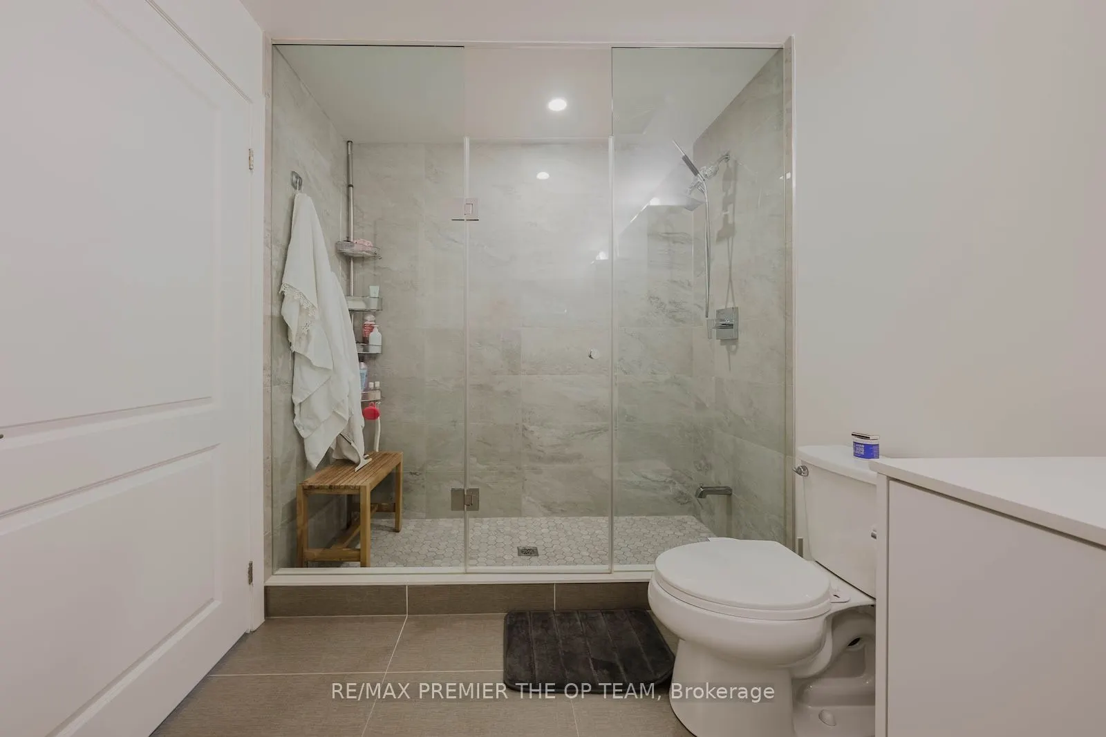 100 Eagle Rock Way, #707