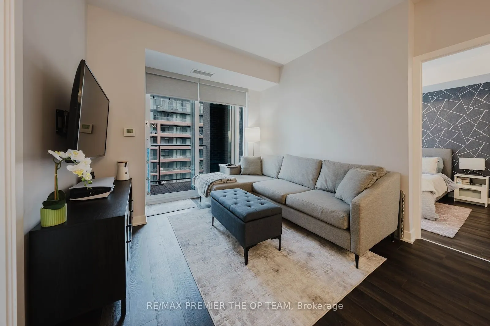 100 Eagle Rock Way, #707