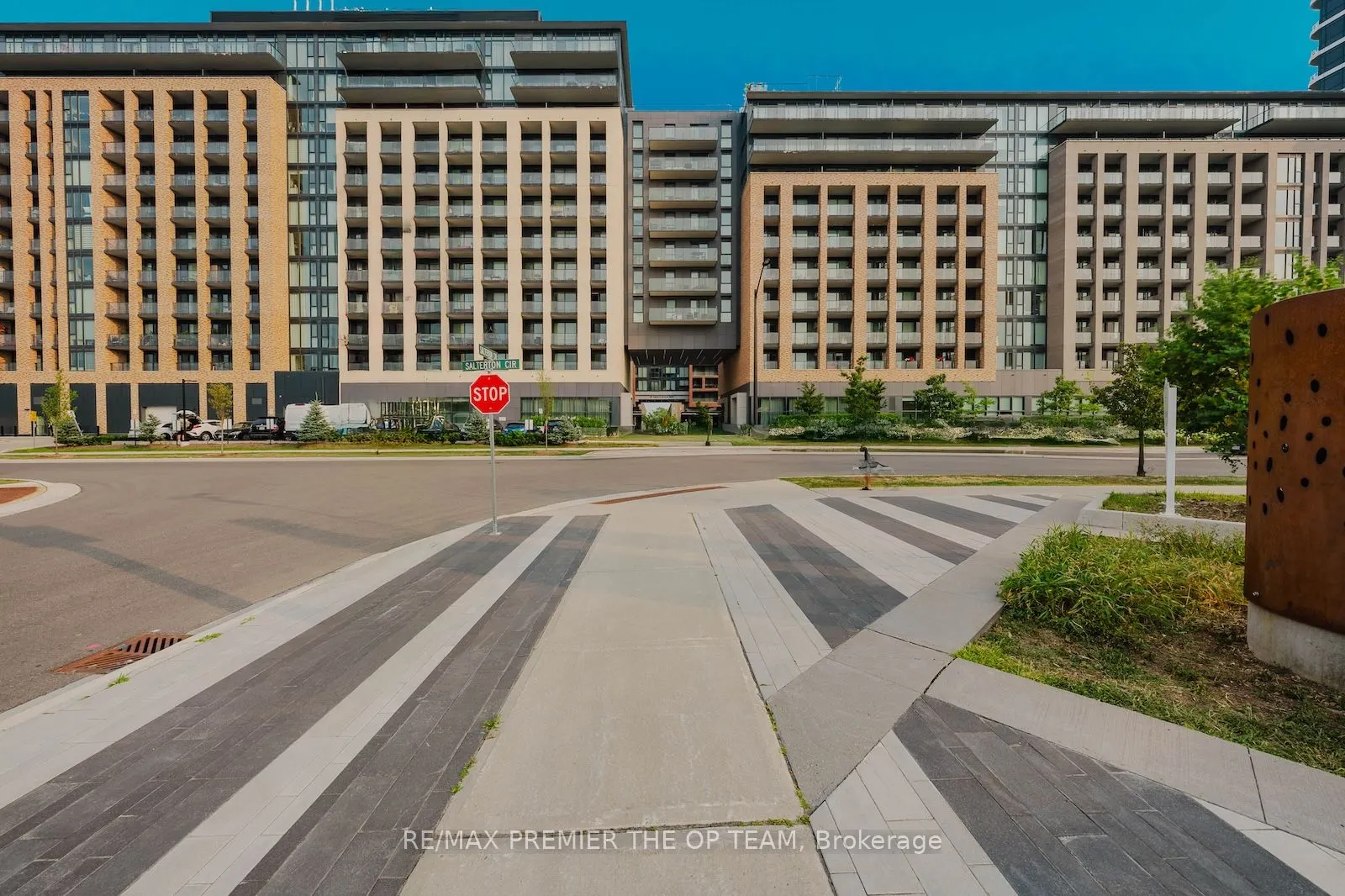 100 Eagle Rock Way, #707
