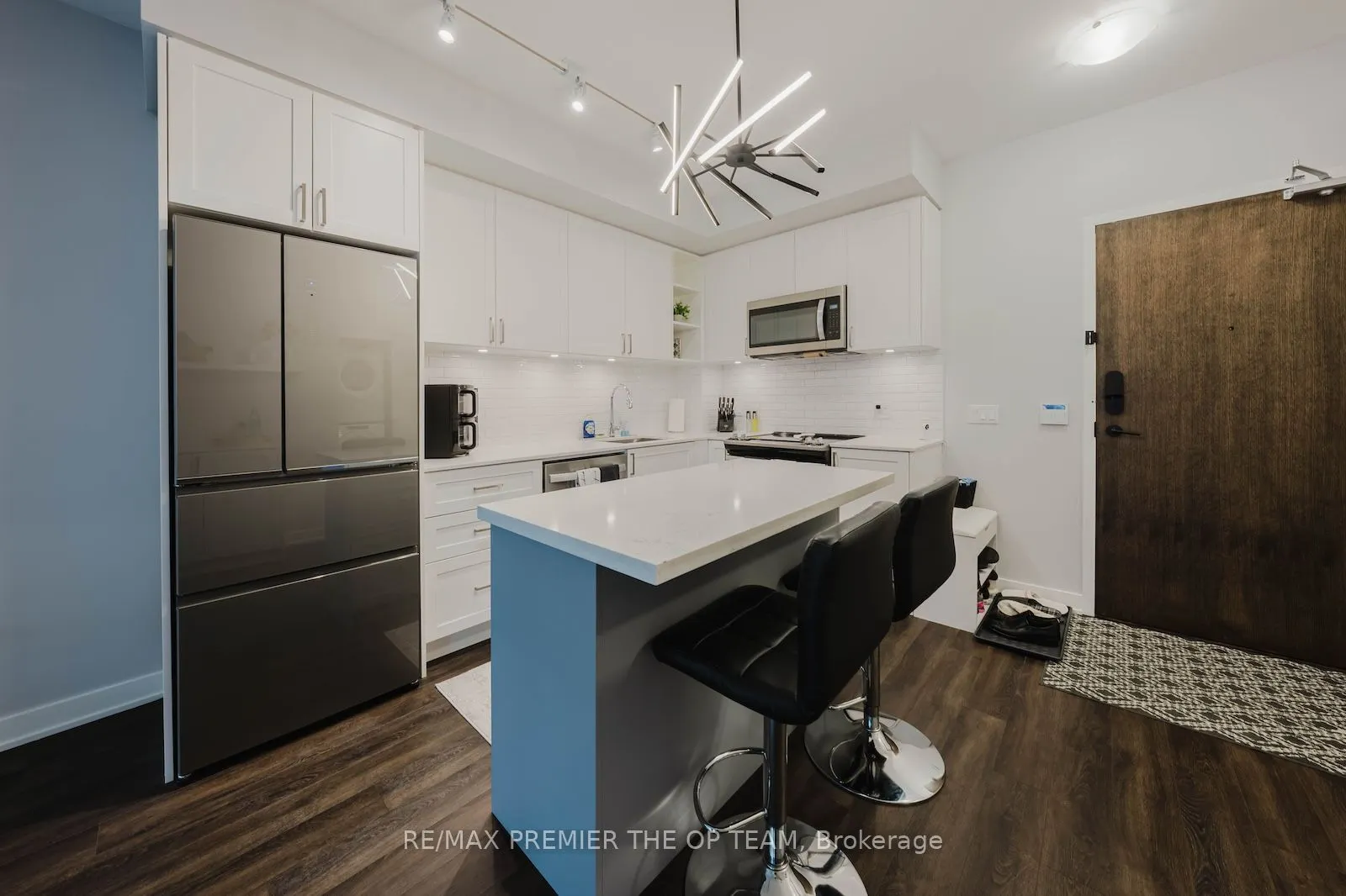 100 Eagle Rock Way, #707