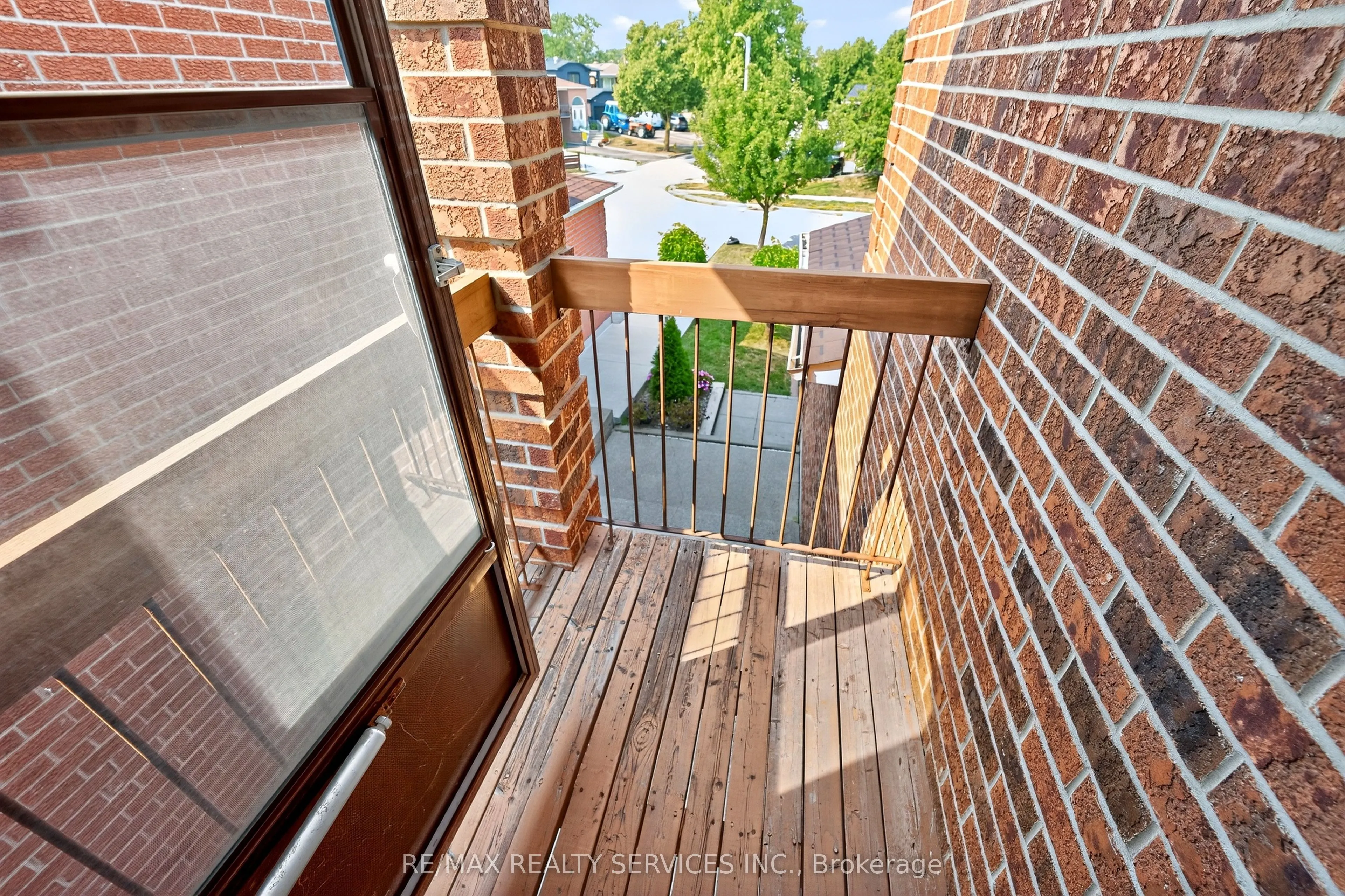 87 Birch Meadow Outlook