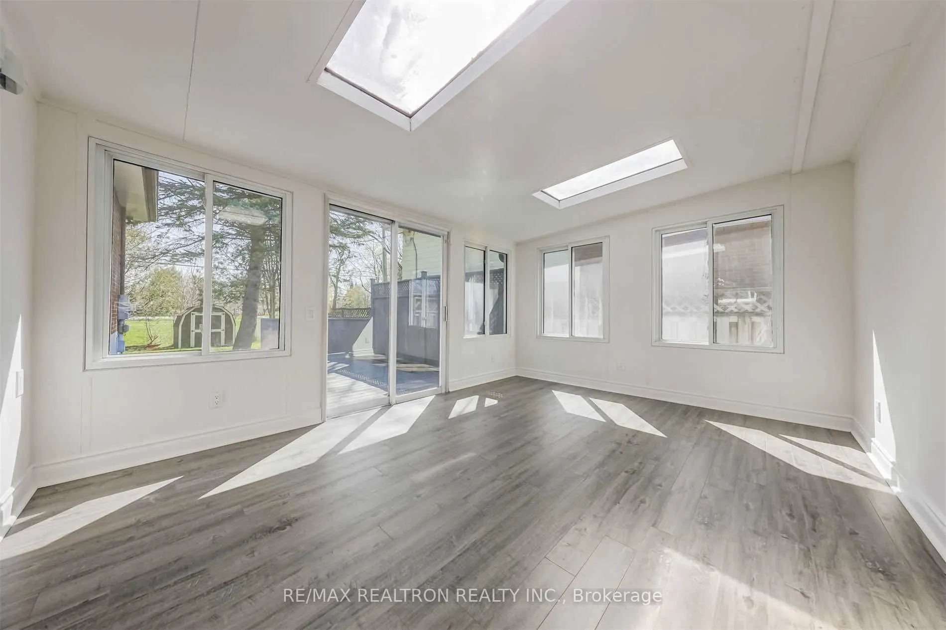 105 Fred Varley Drive