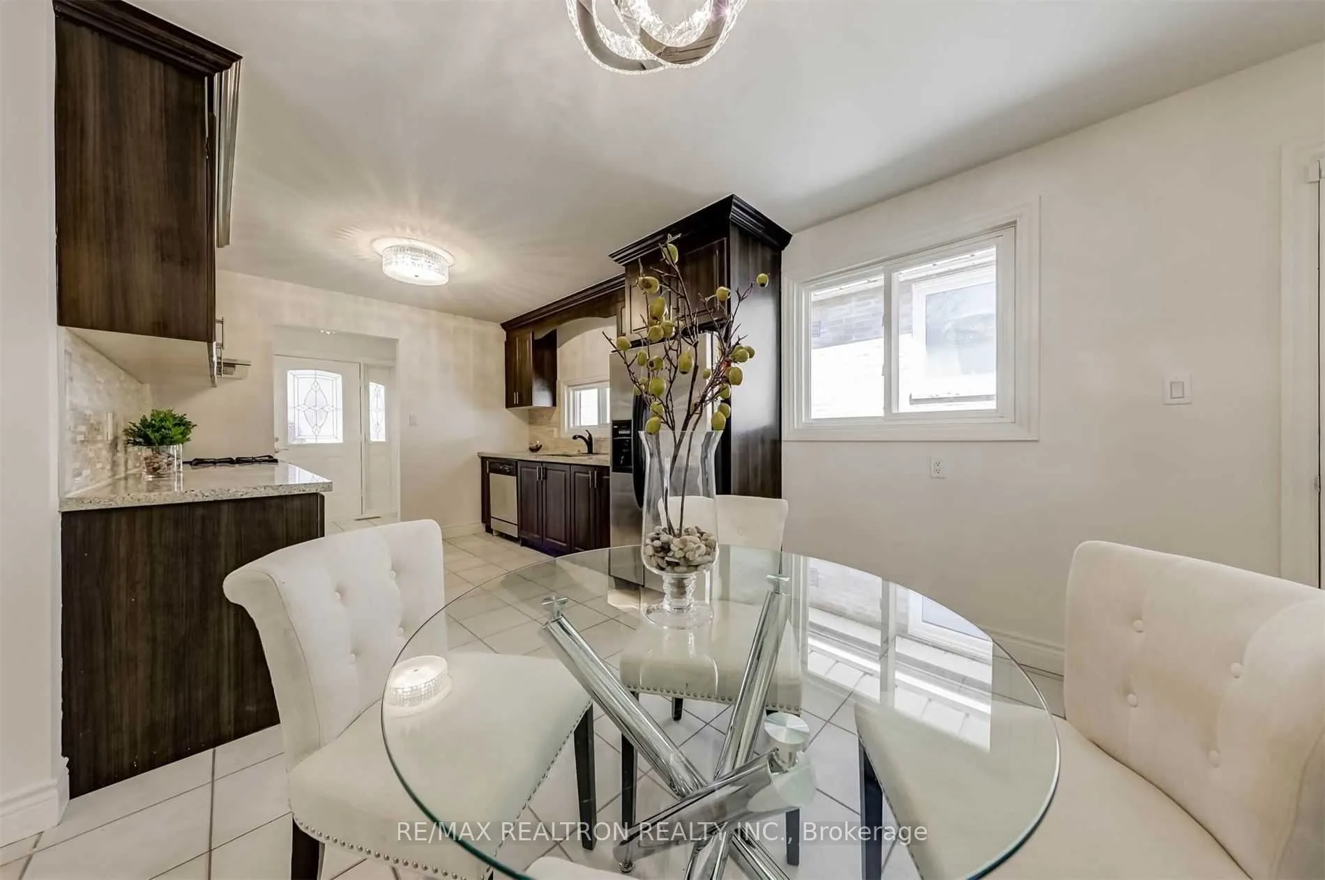 105 Fred Varley Drive