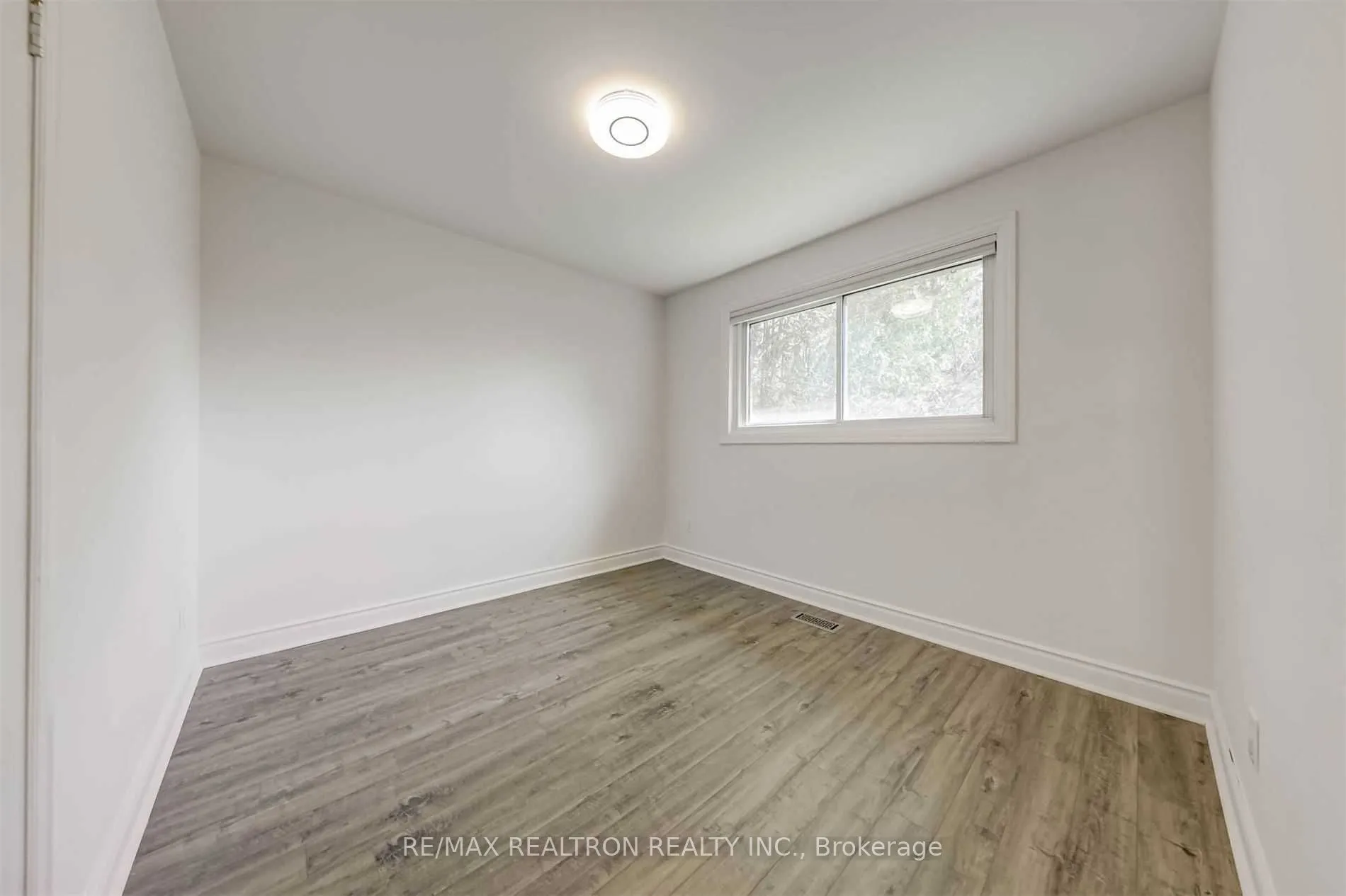 105 Fred Varley Drive