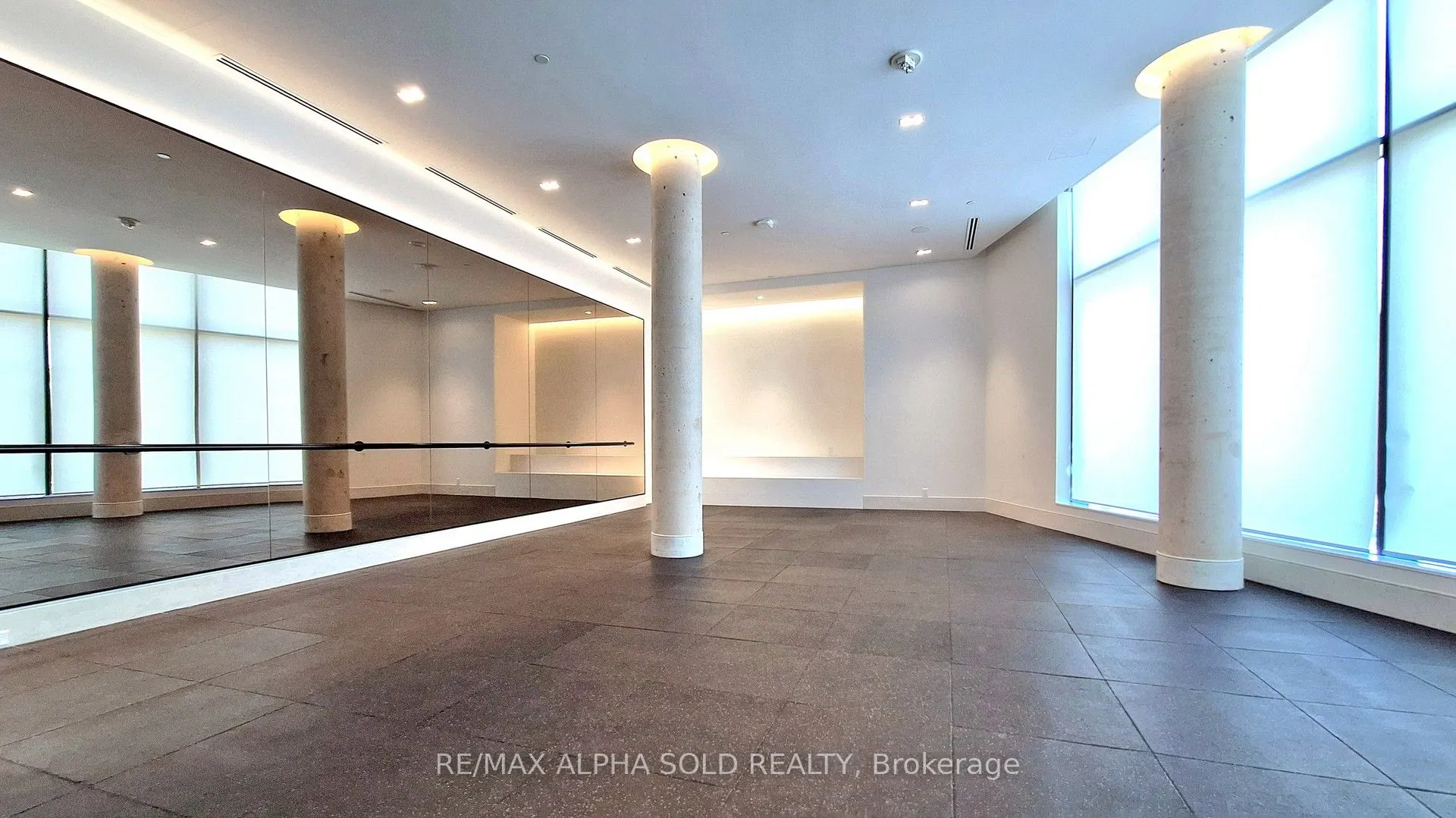 8 Water Walk Drive, #2907