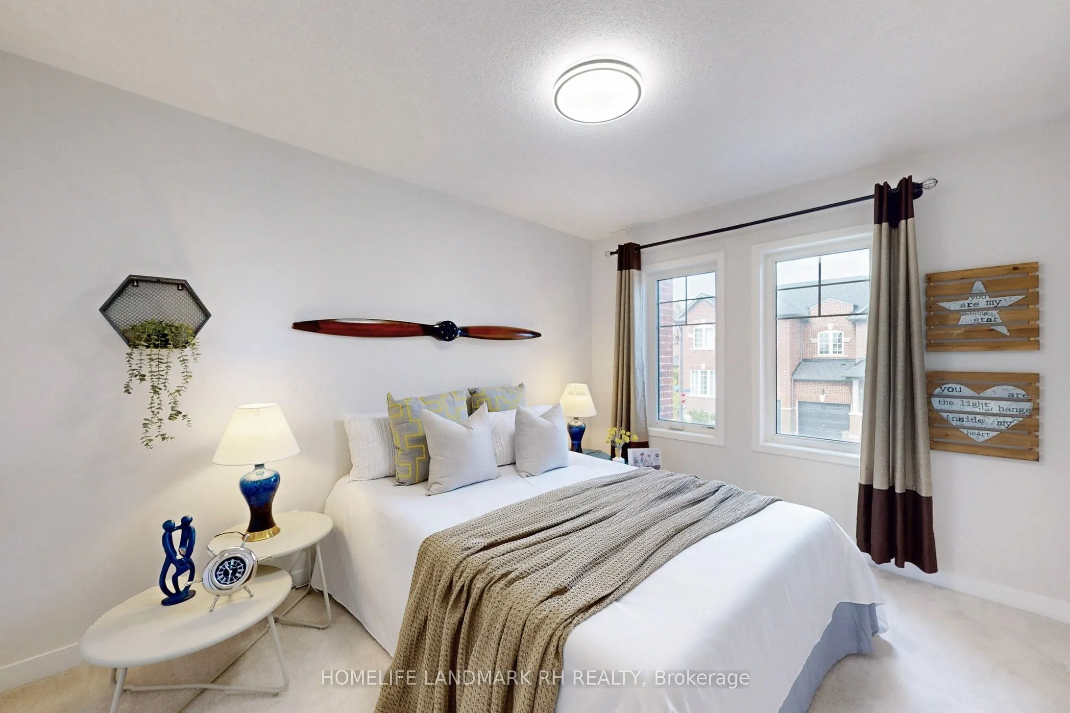 54 Dundonald Trail