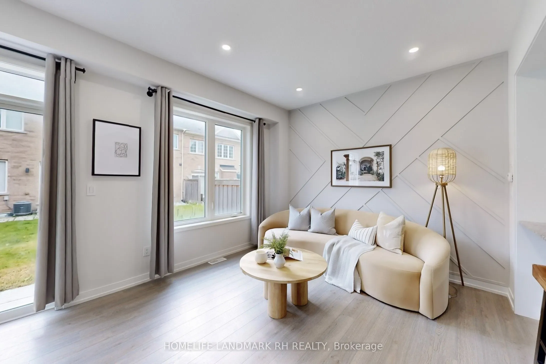 54 Dundonald Trail
