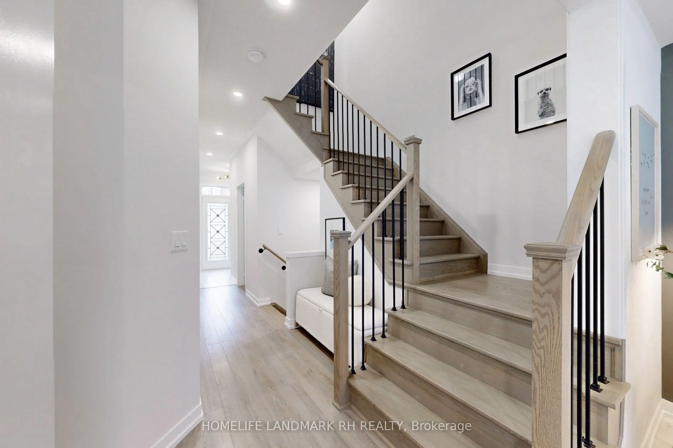 54 Dundonald Trail