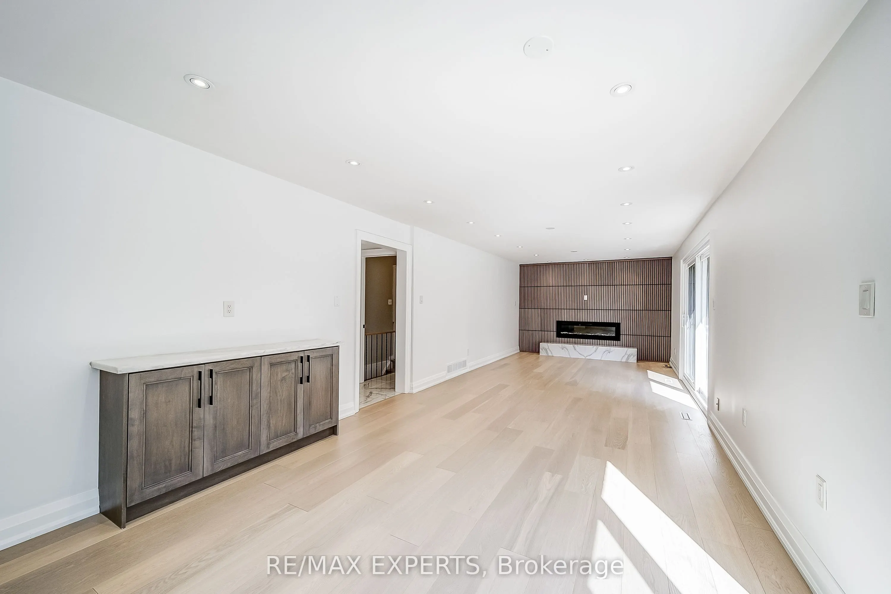 85 Villa Park Drive