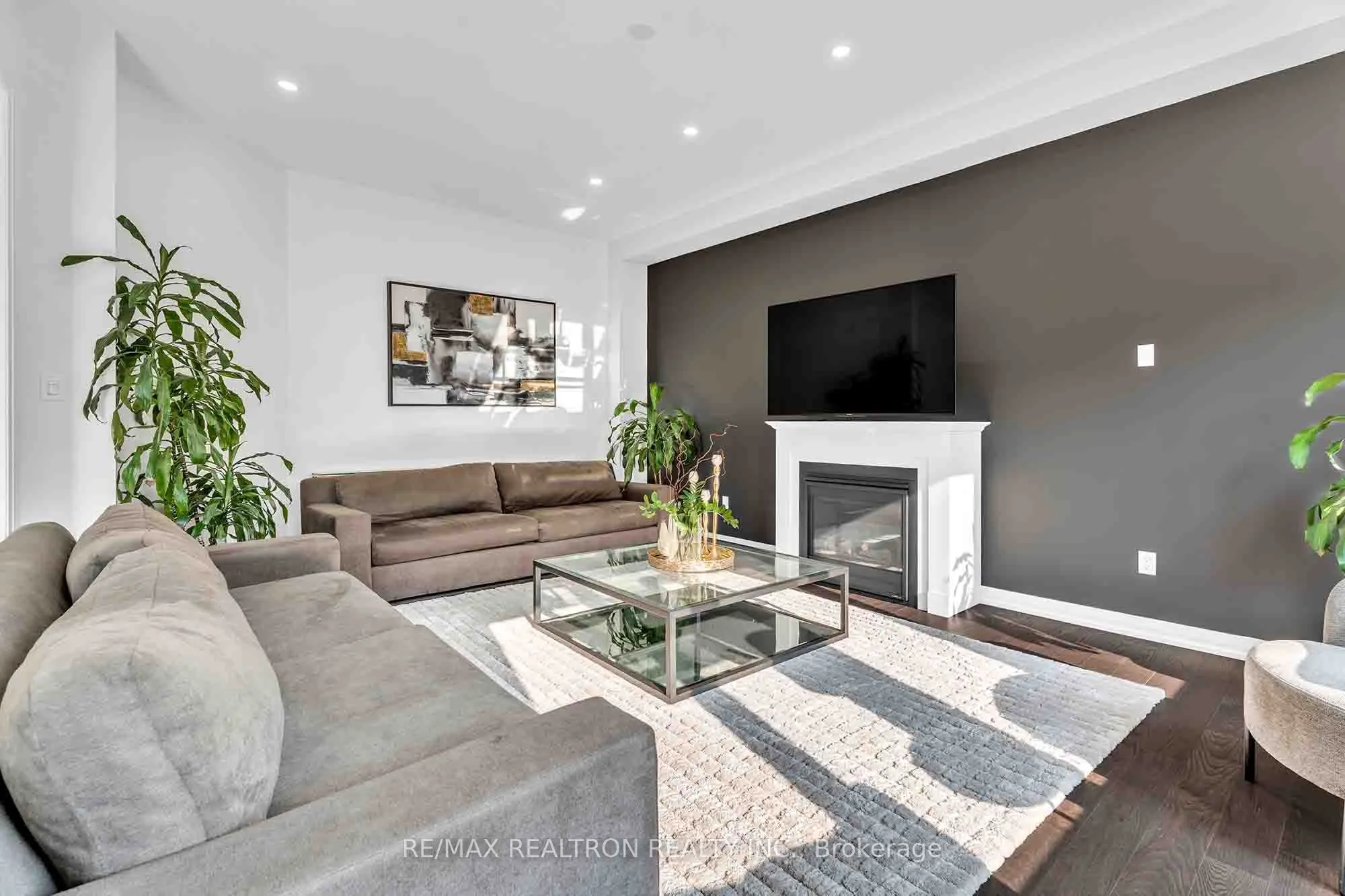 32 Bellflower Crescent