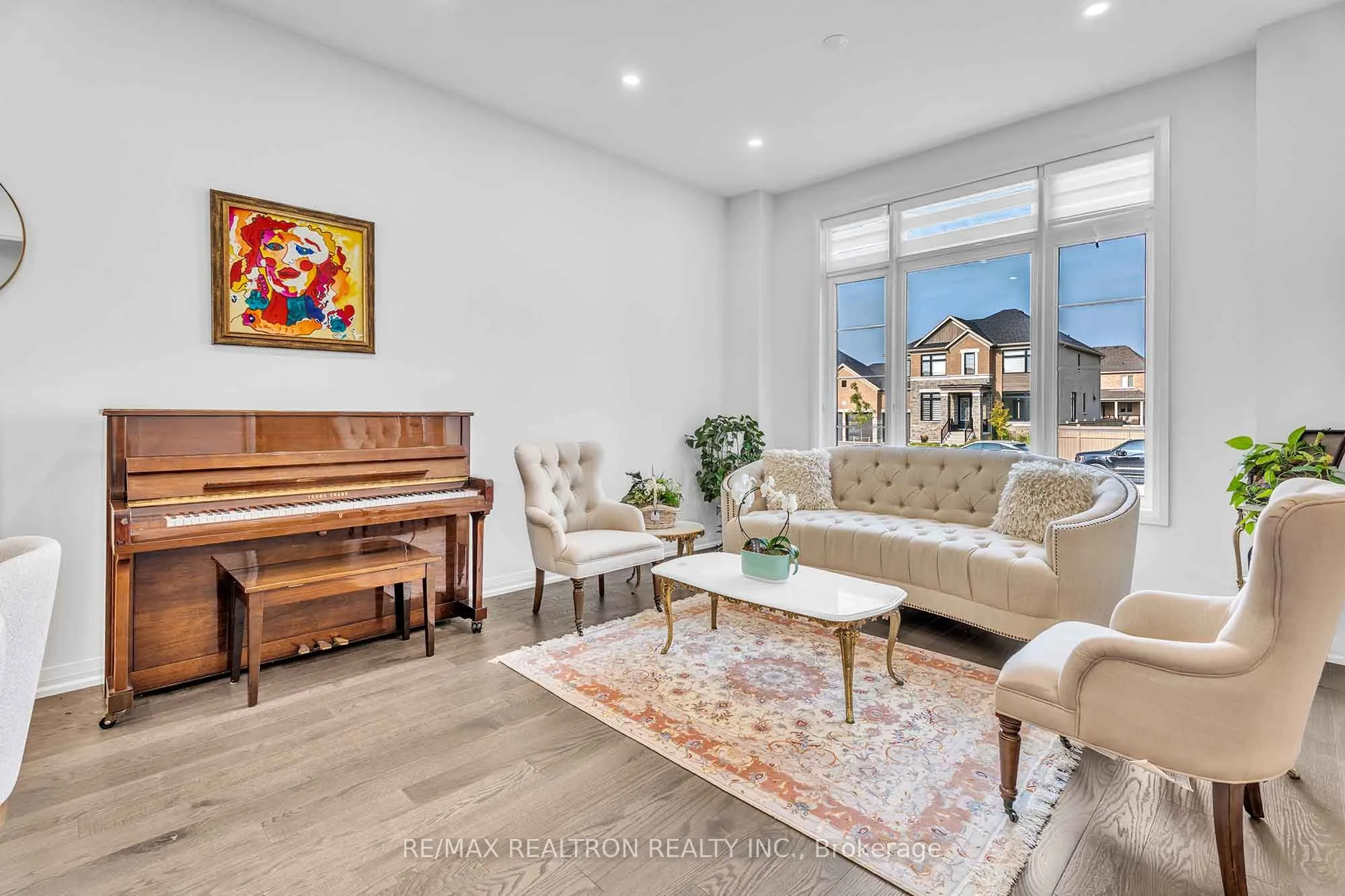 32 Bellflower Crescent