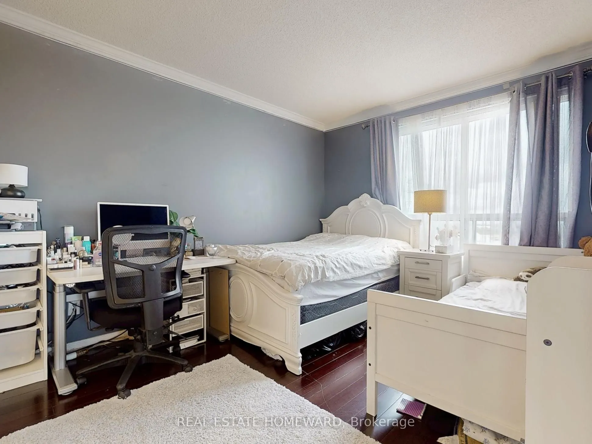 23 Oneida Crescent, #610