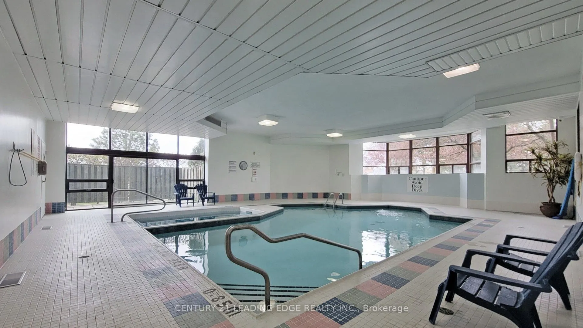 2 Raymerville Drive, #817