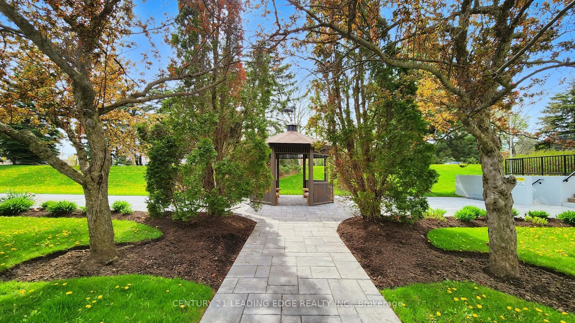 2 Raymerville Drive, #817