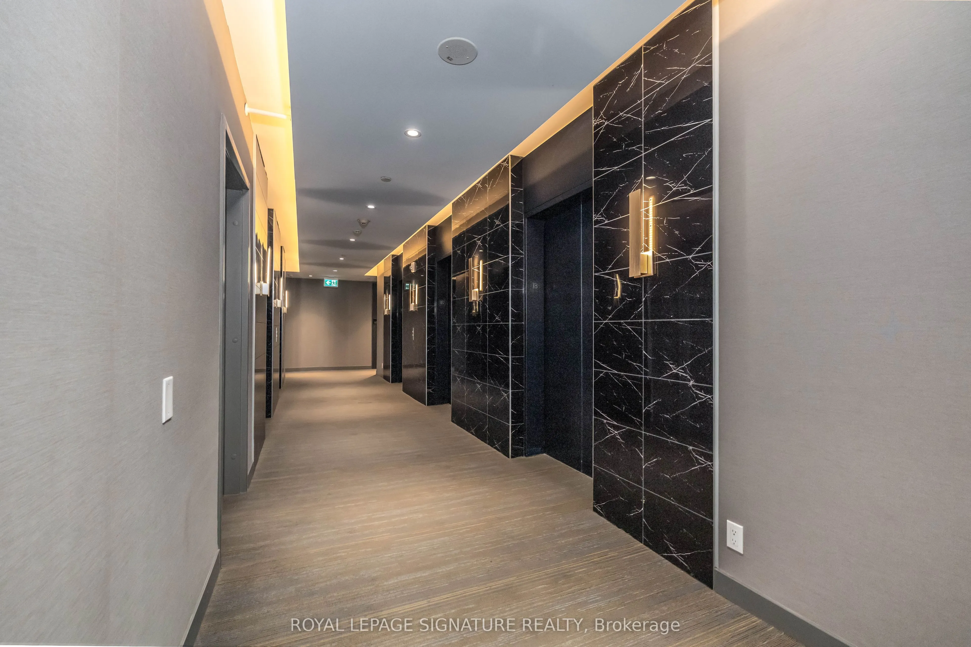 950 Portage Parkway, #1810