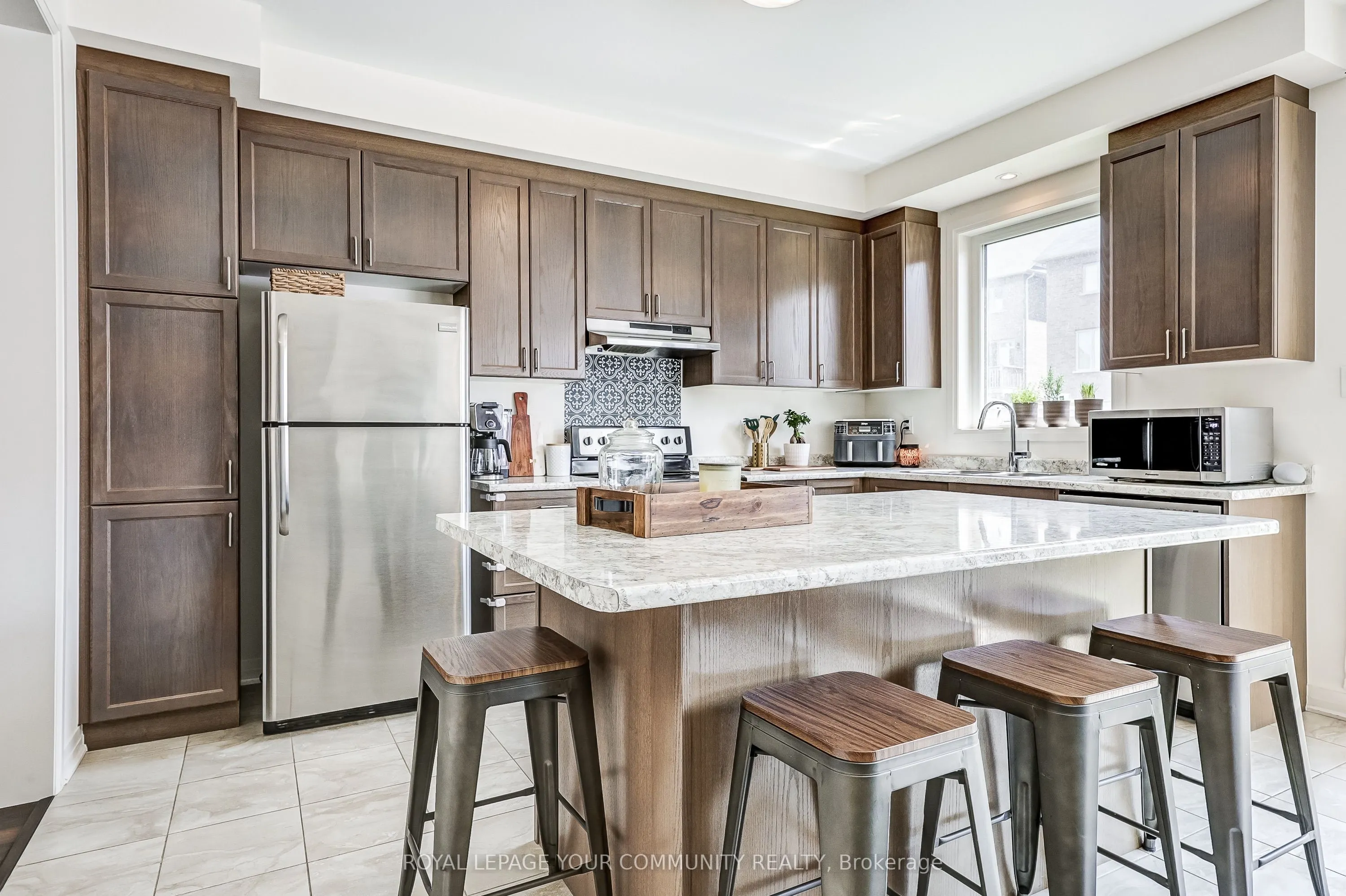 136 Casserley Crescent