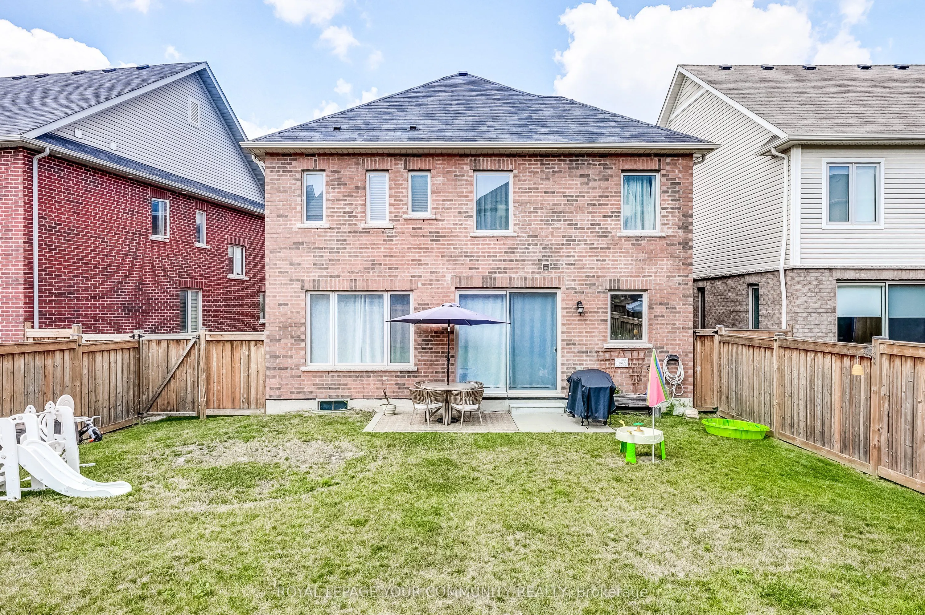 136 Casserley Crescent