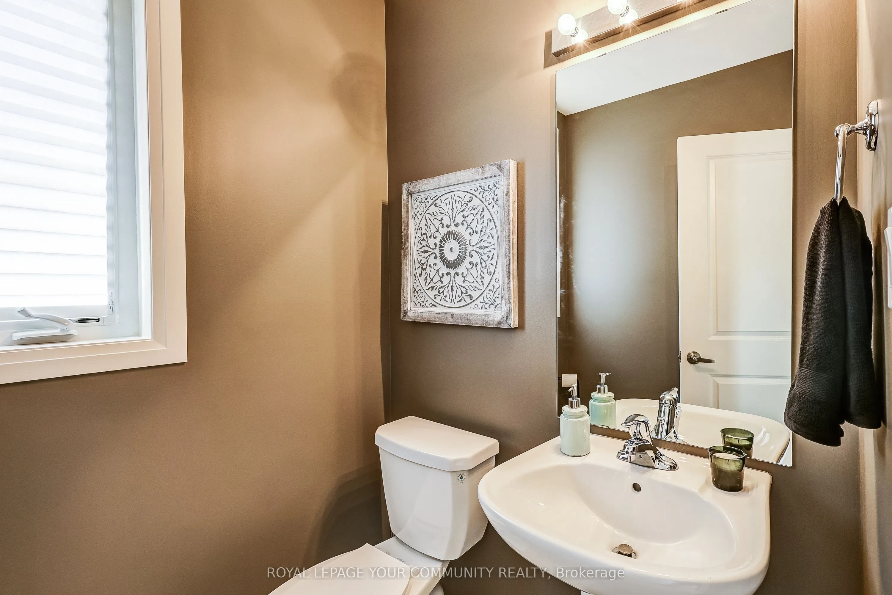 136 Casserley Crescent