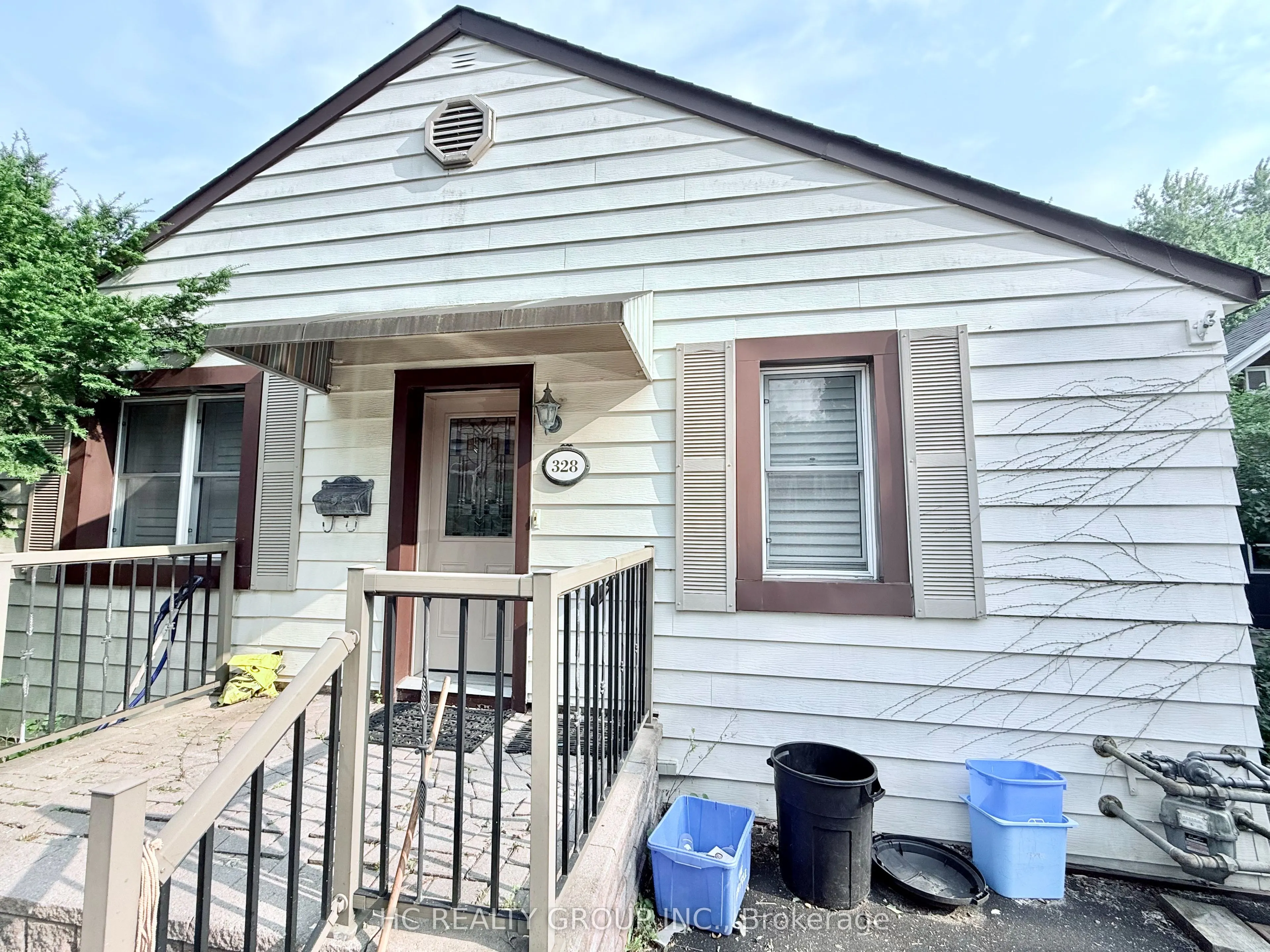 328 Andrew Street