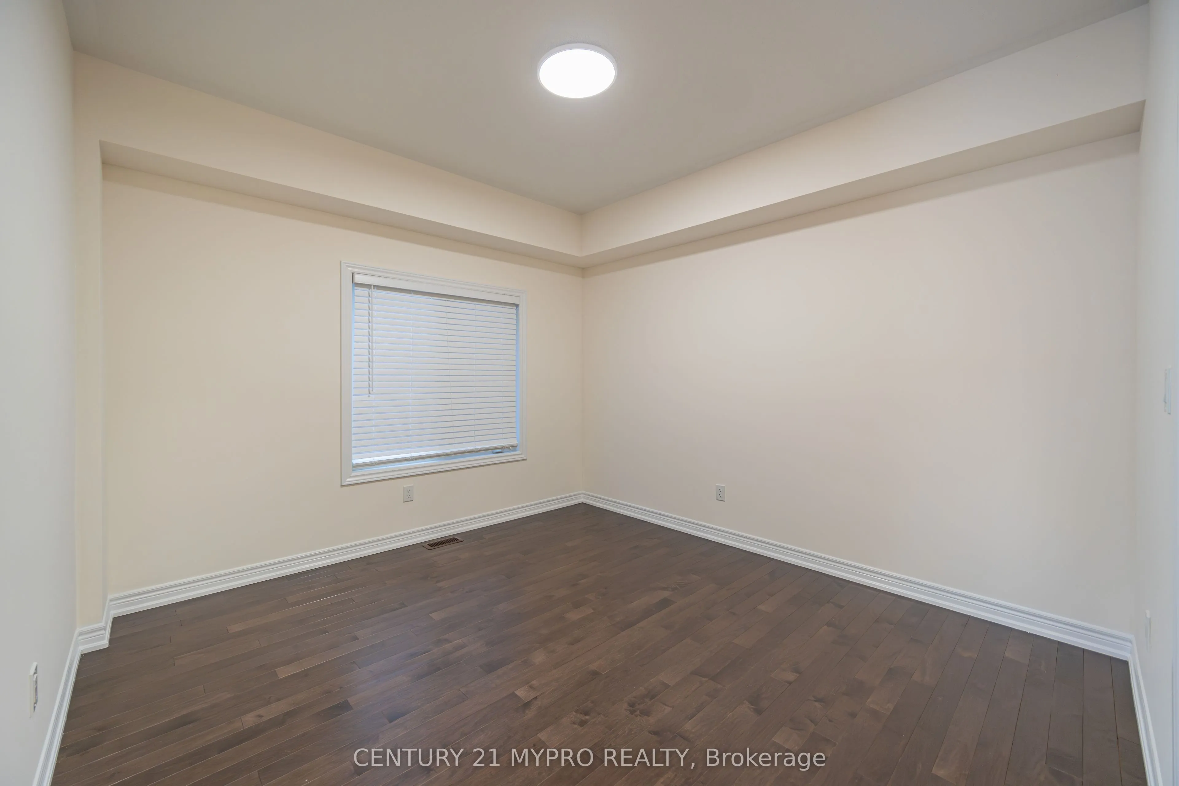 33 PIETROWSKI Drive