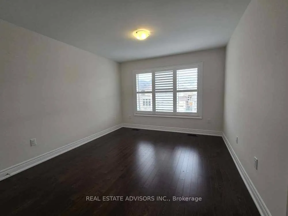135 Ben Sinclair Avenue