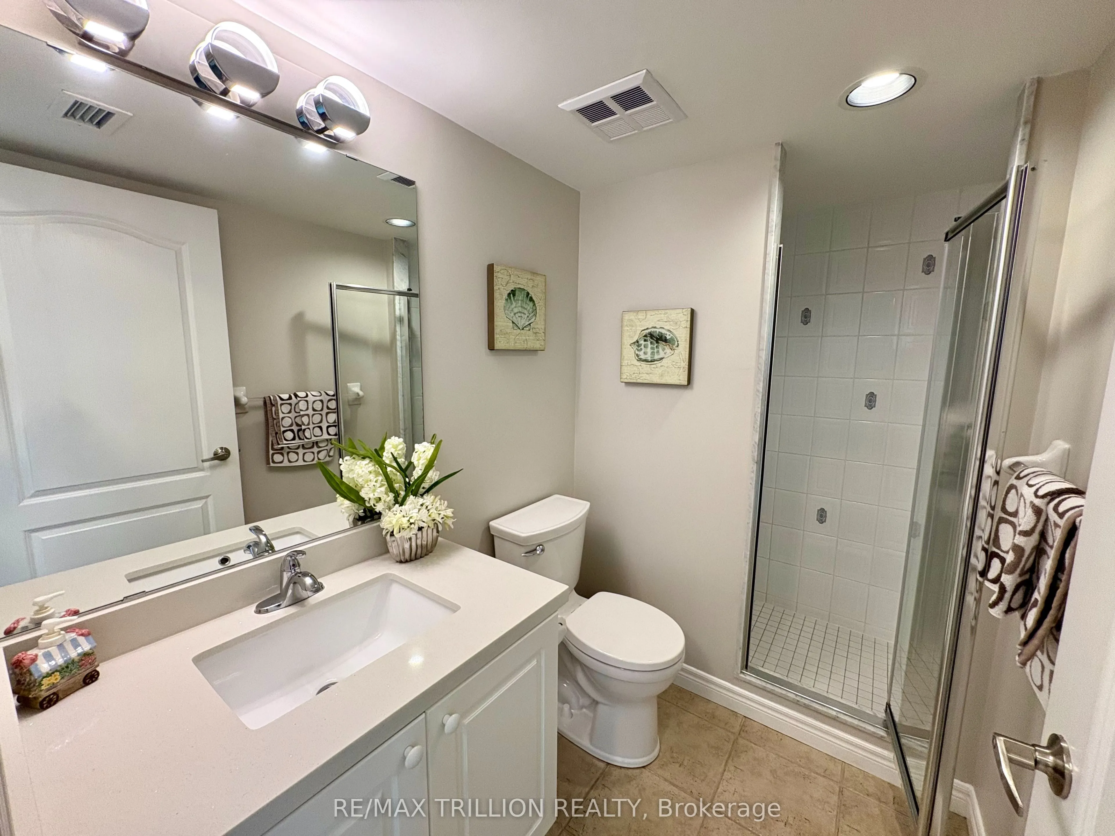 399 South Park Road, #1009