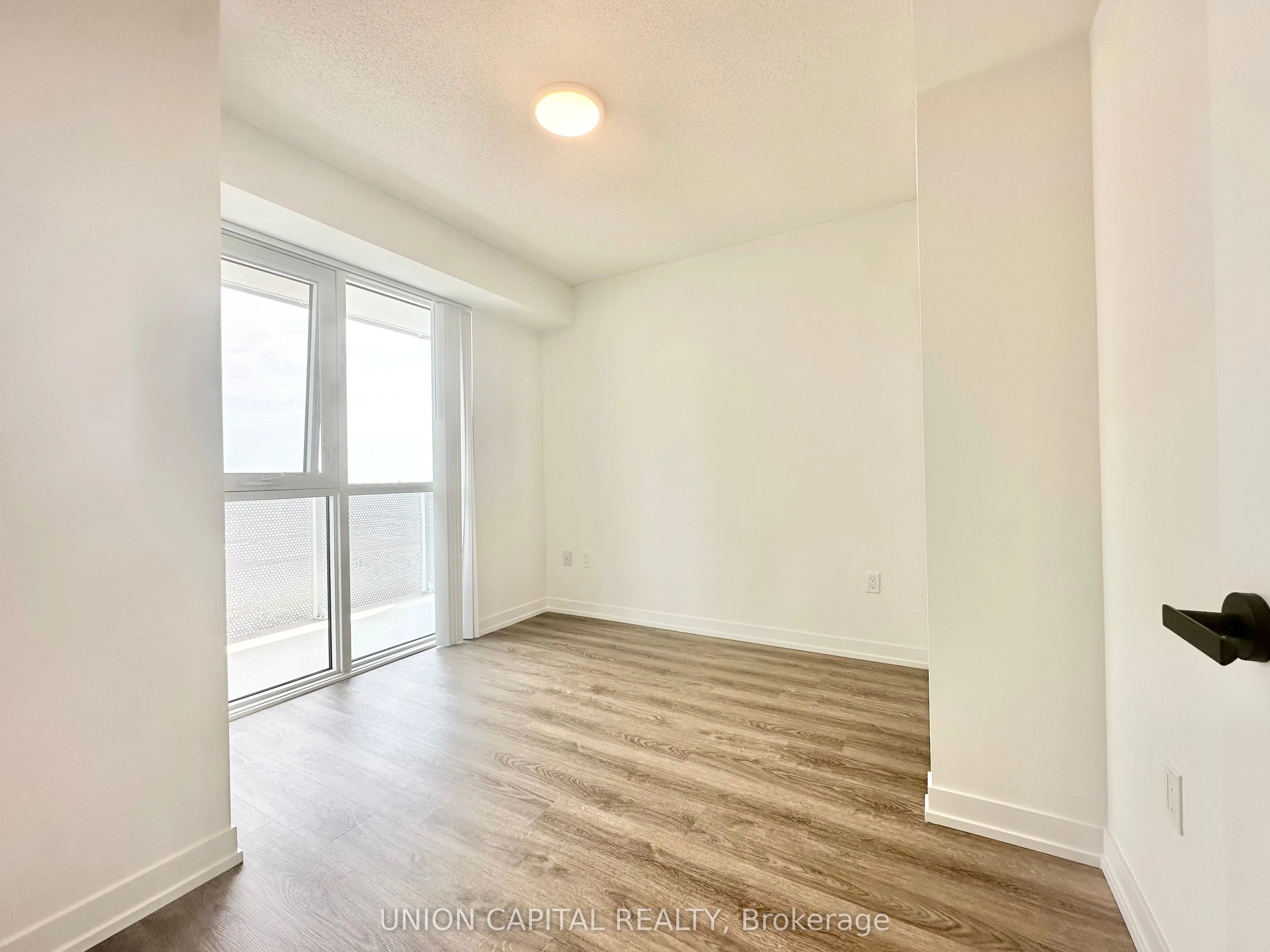 195 Commerce Street, #4017