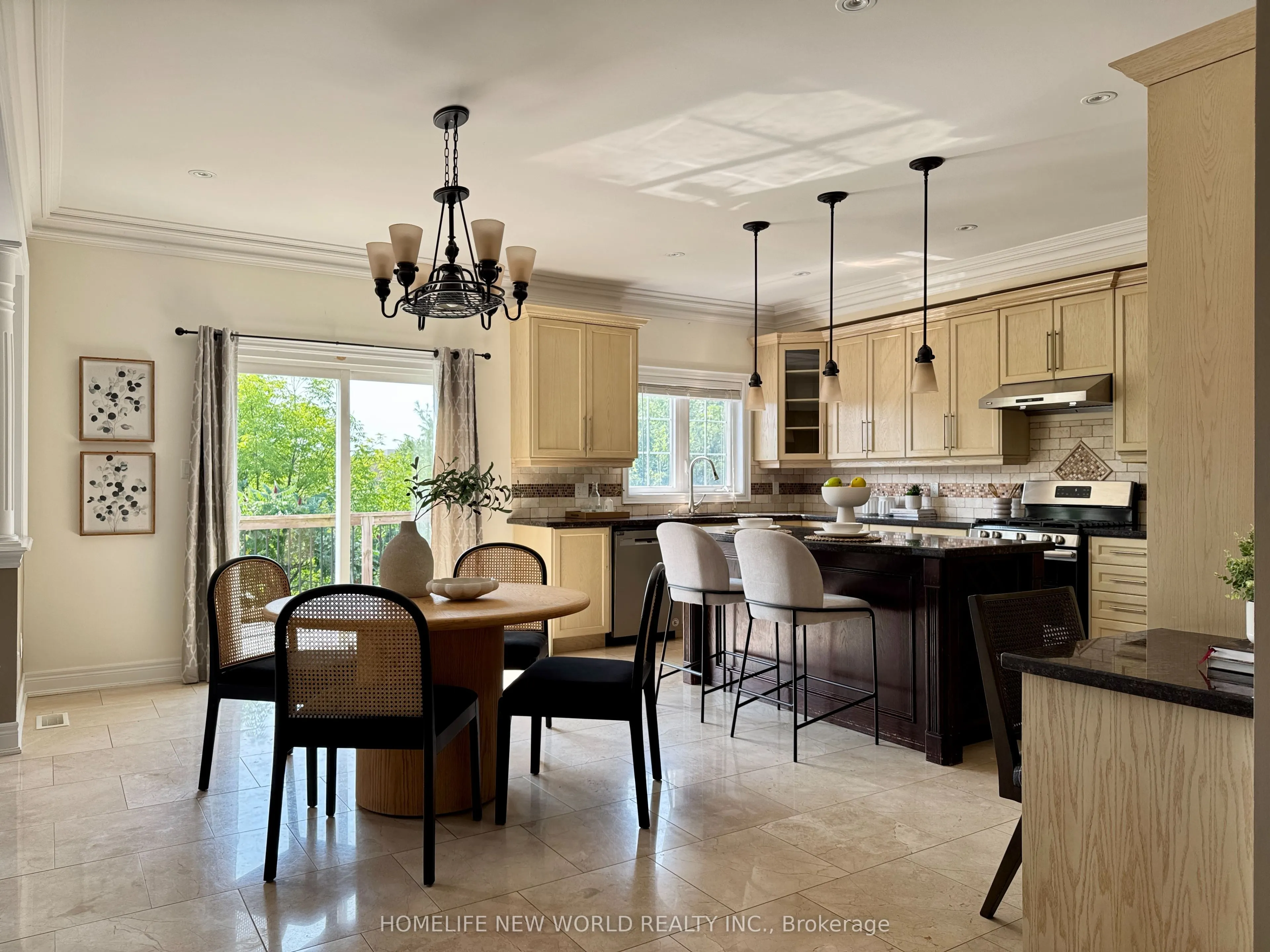 117 Lady Karen Crescent