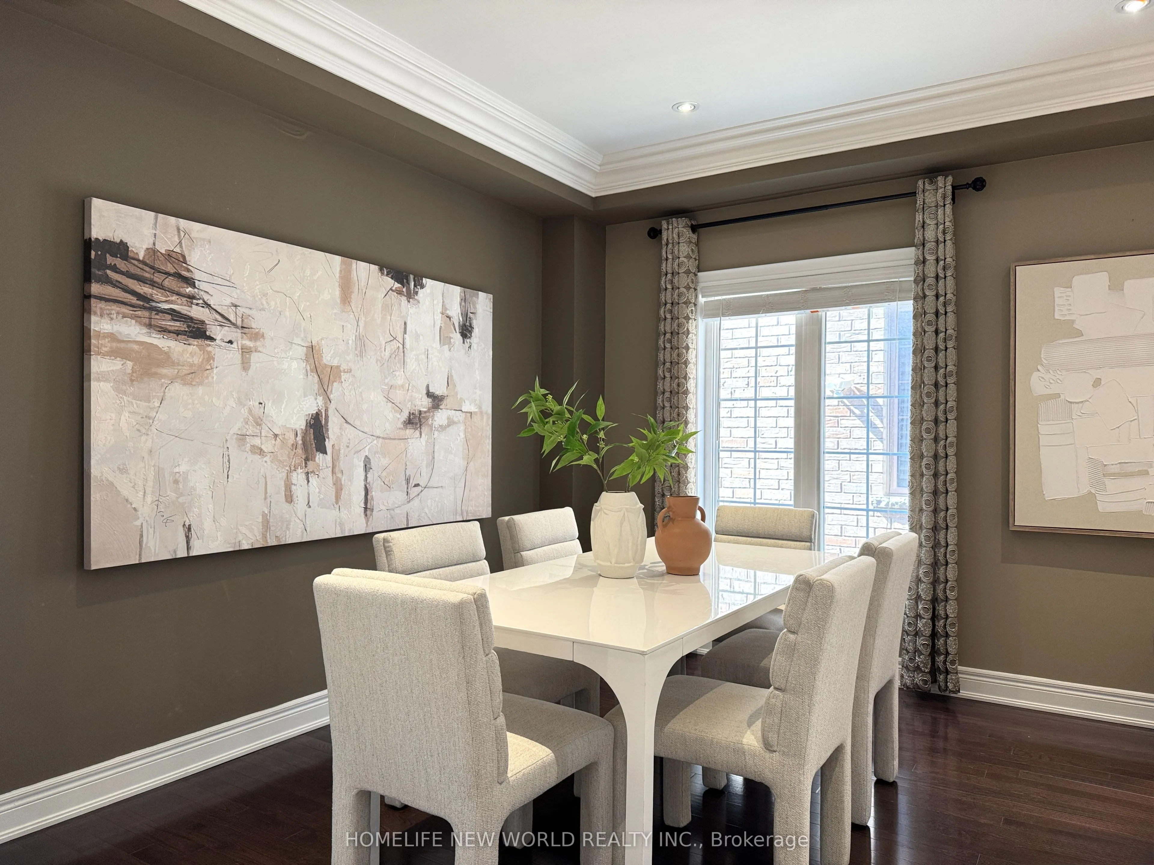 117 Lady Karen Crescent