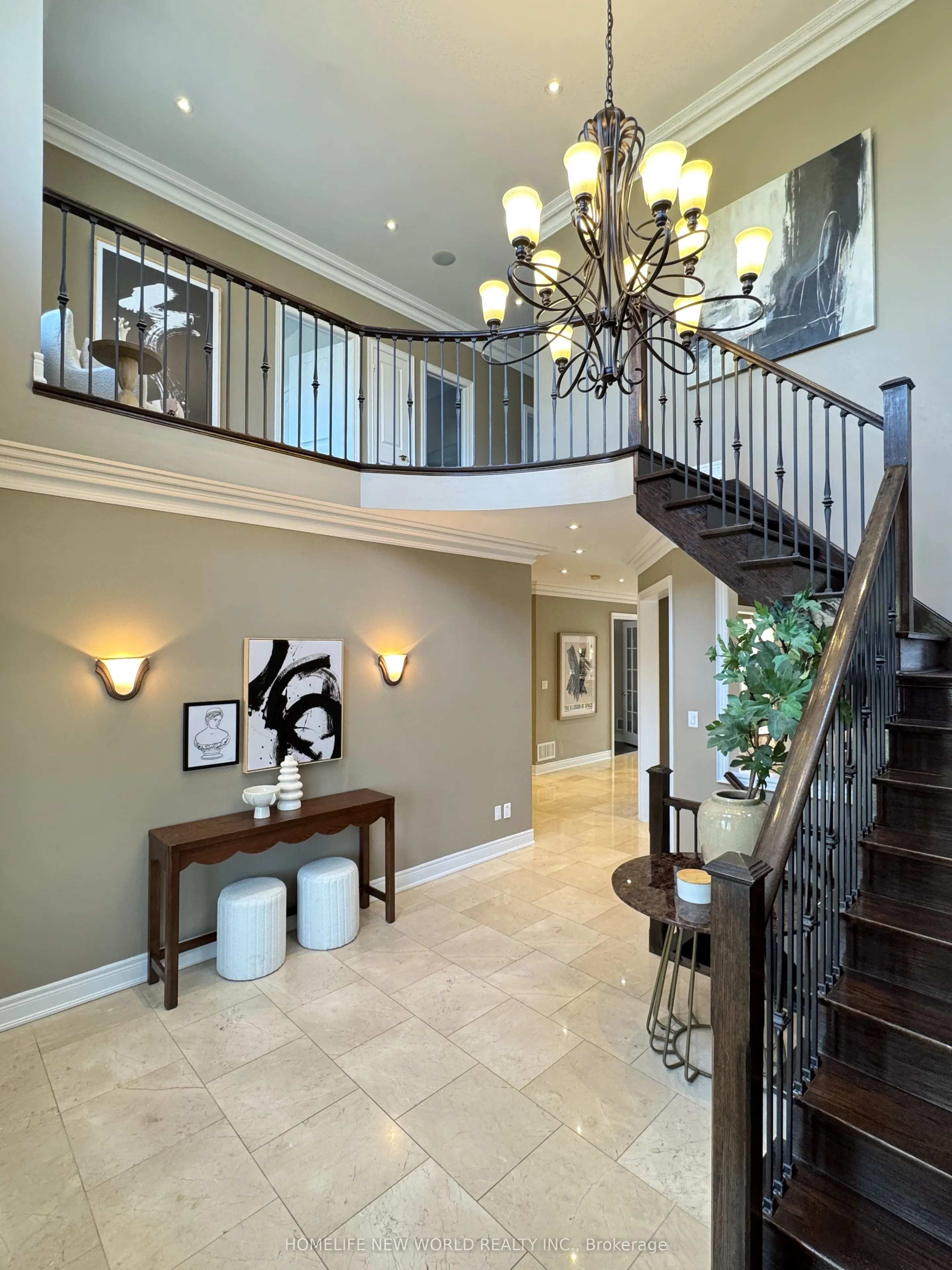 117 Lady Karen Crescent