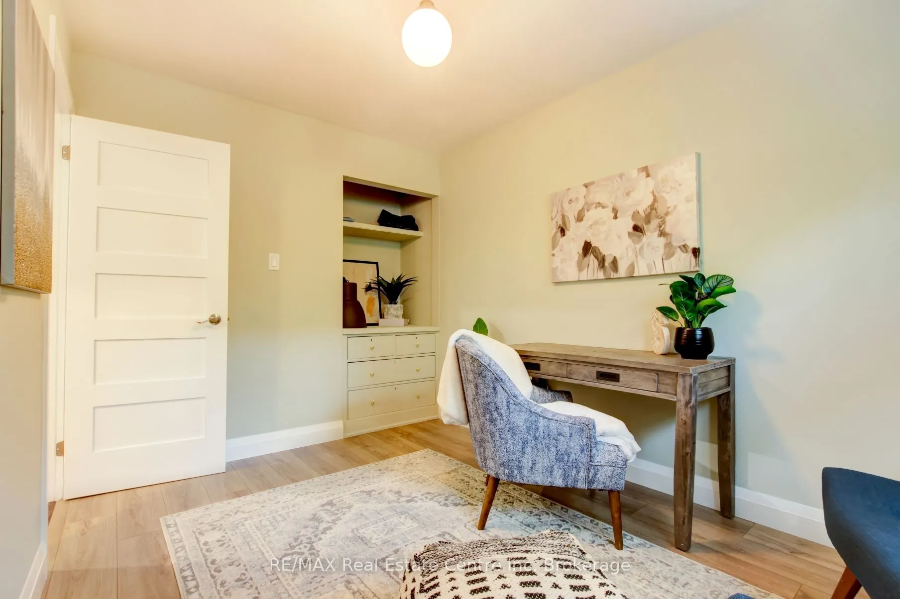140 Valleyview Crescent