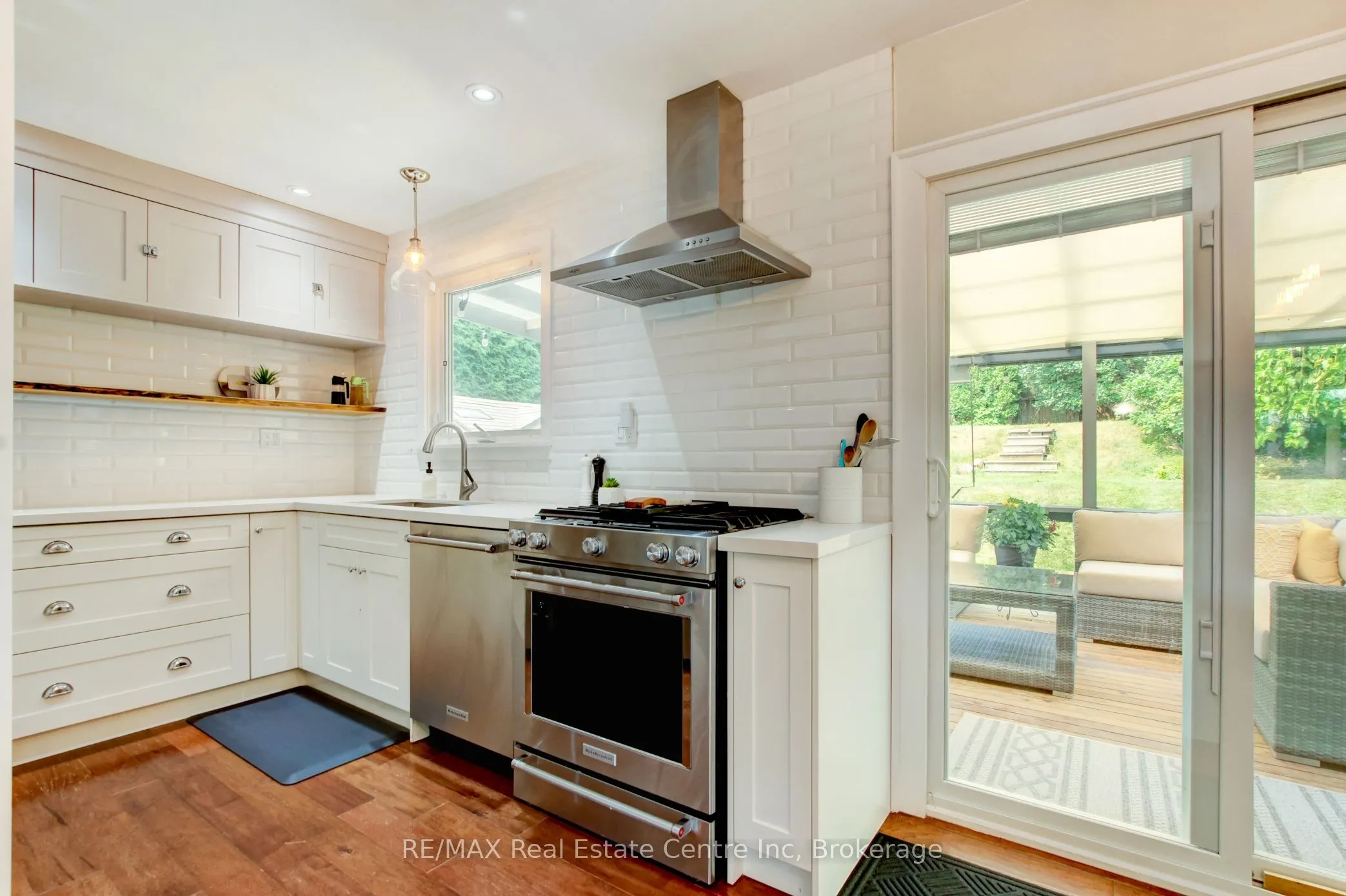 140 Valleyview Crescent