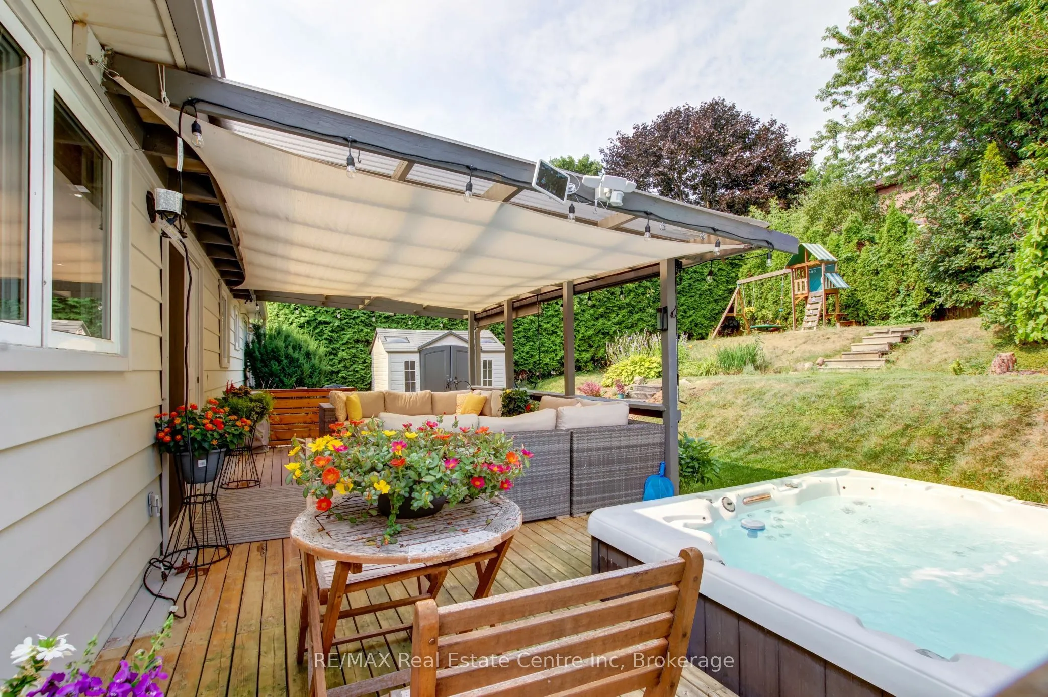 140 Valleyview Crescent