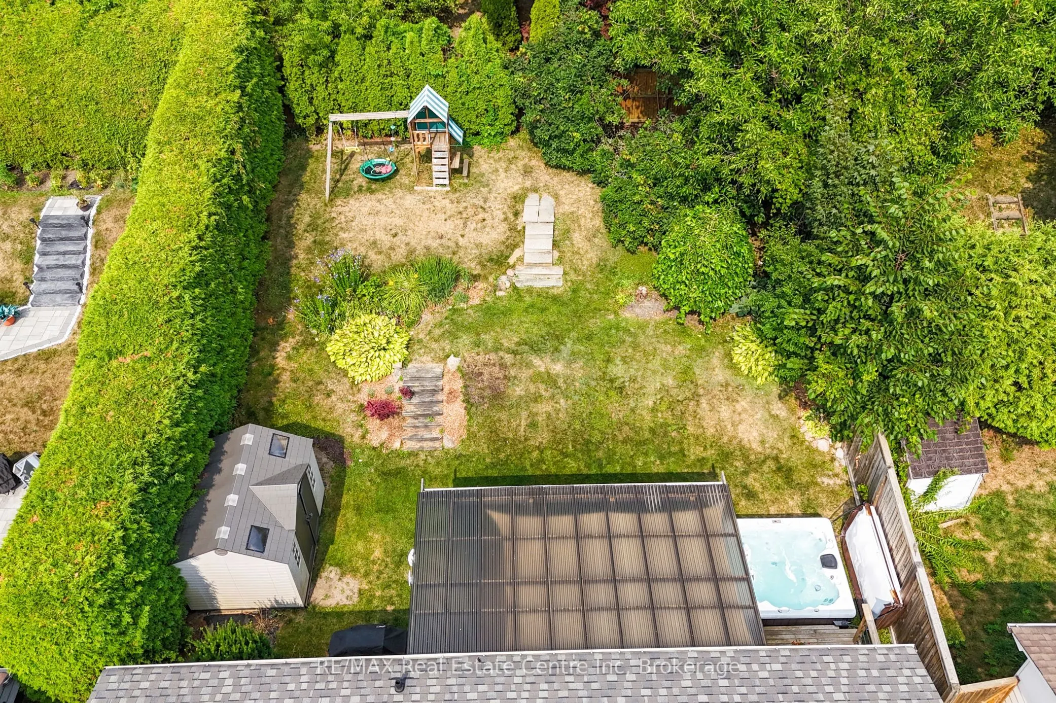 140 Valleyview Crescent