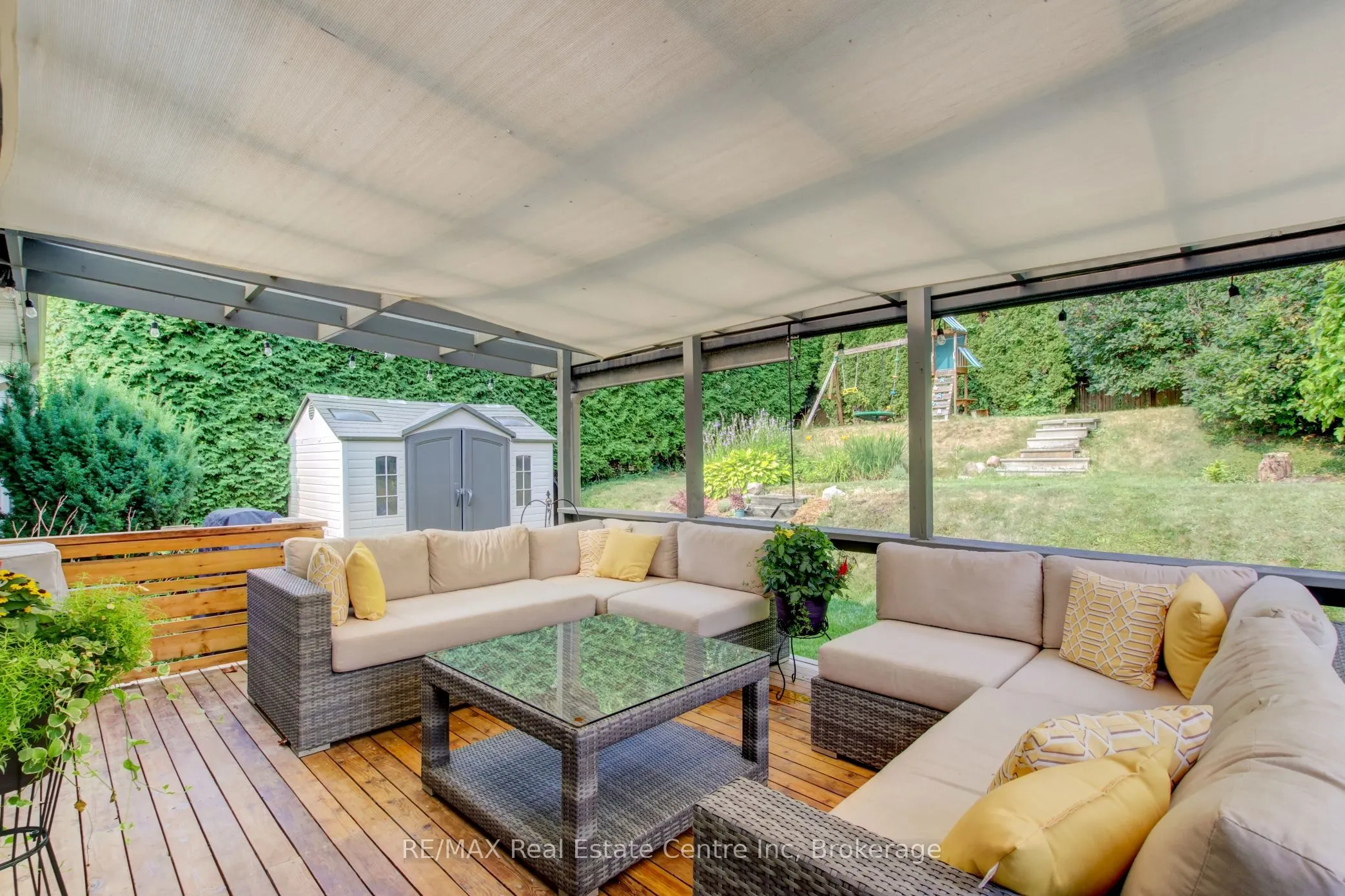 140 Valleyview Crescent