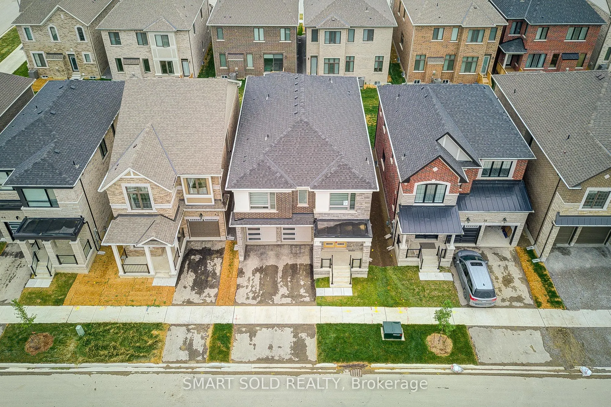 40 Misthollow Crescent