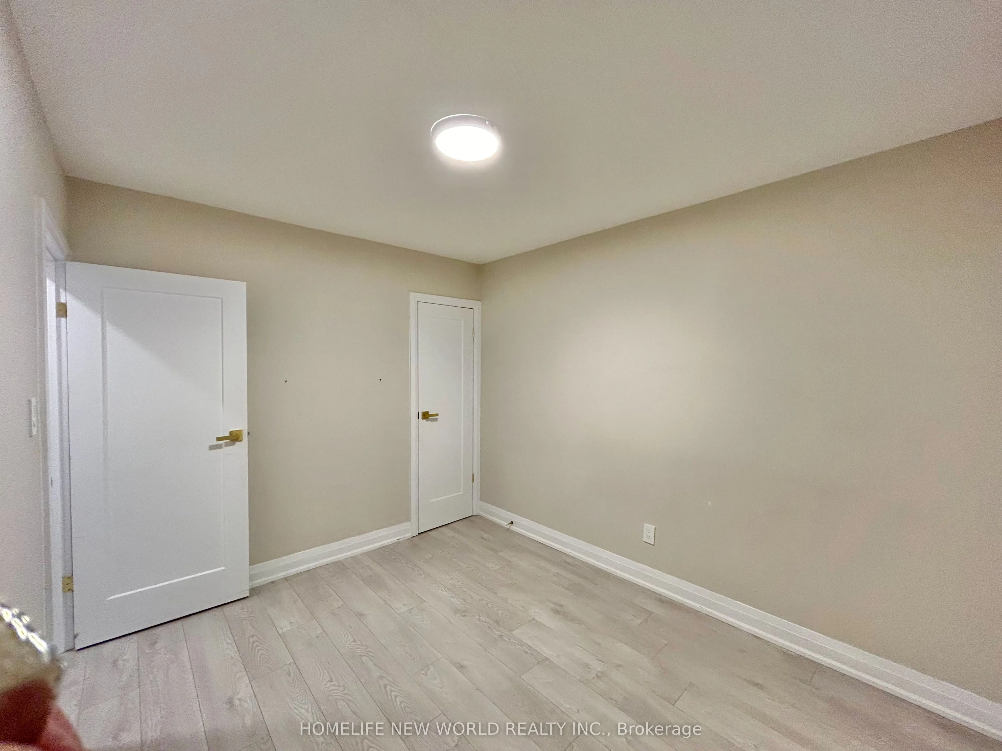 261 Silverbirch Drive