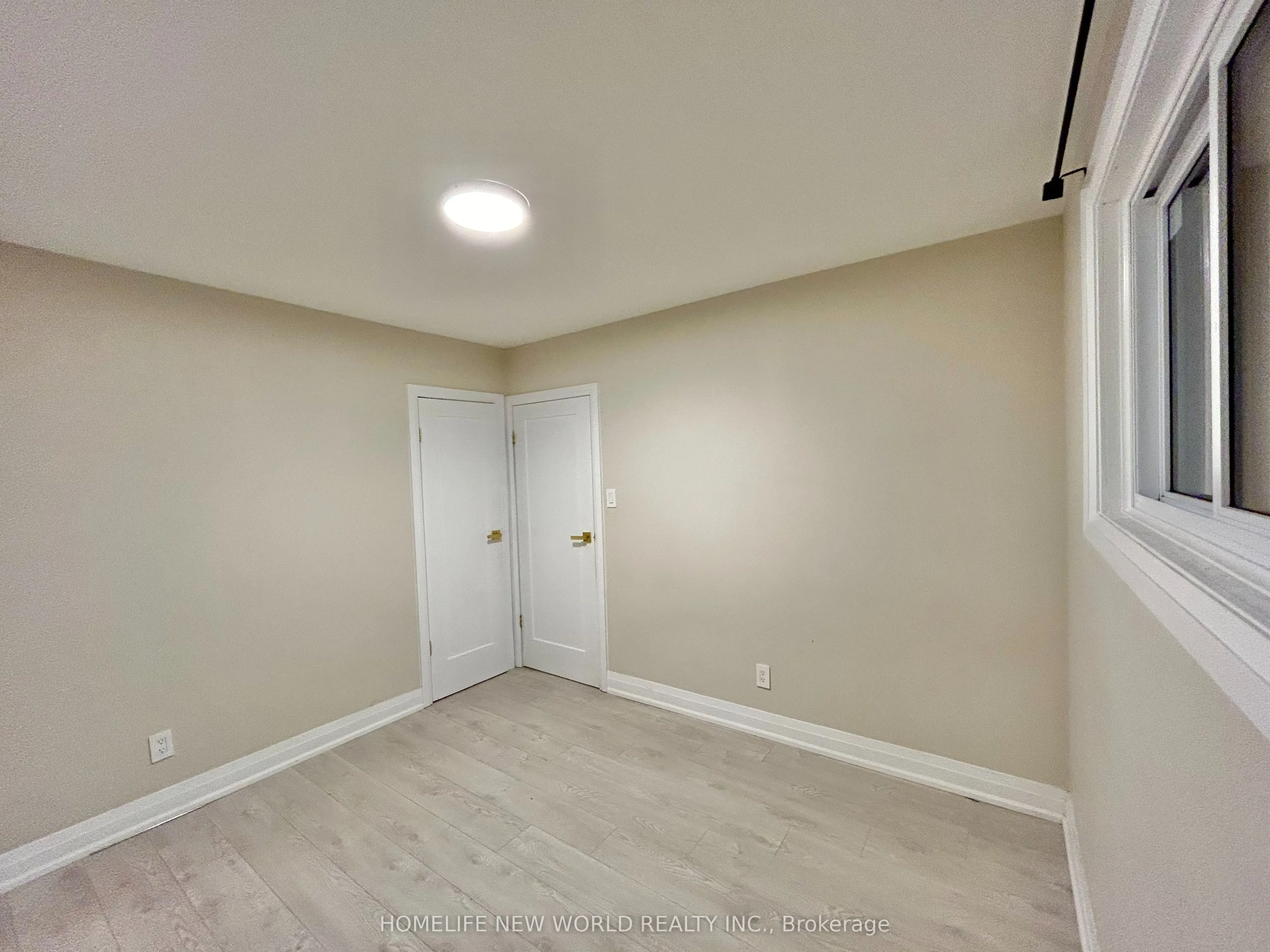 261 Silverbirch Drive