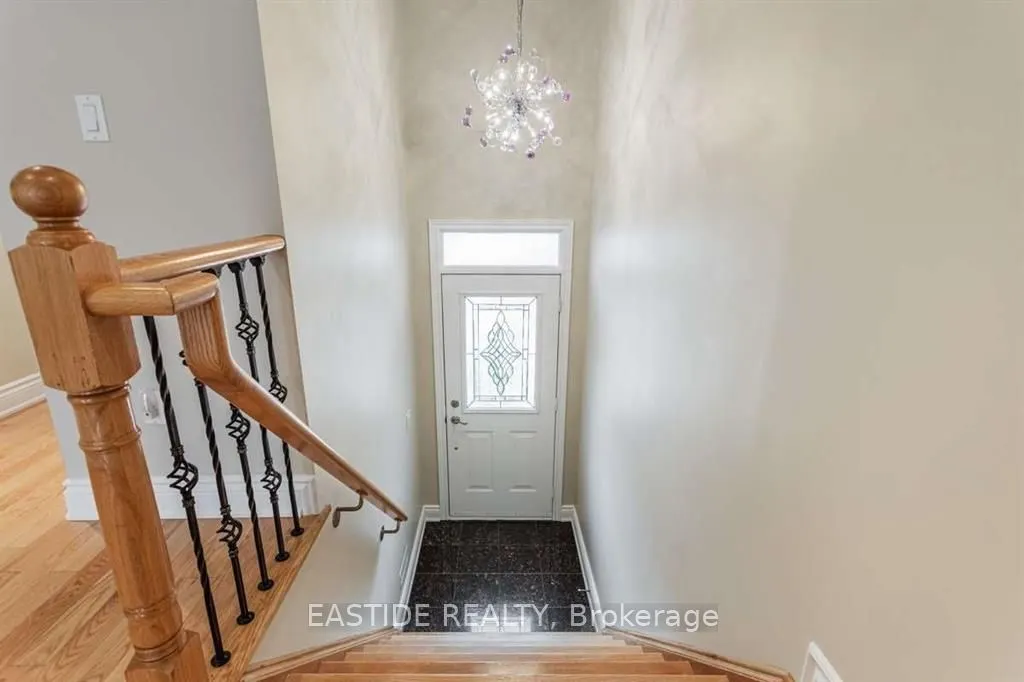 187 Leitchcroft Crescent