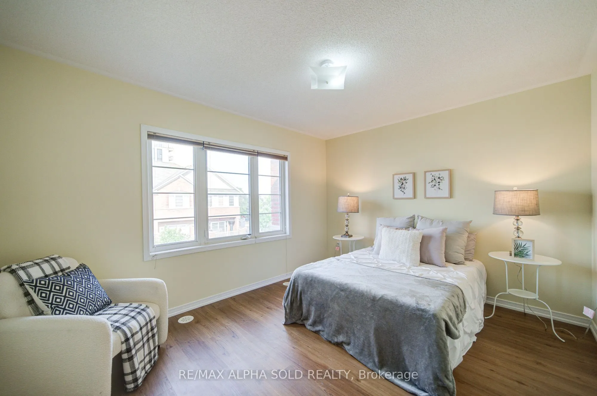 43 Beehive Lane