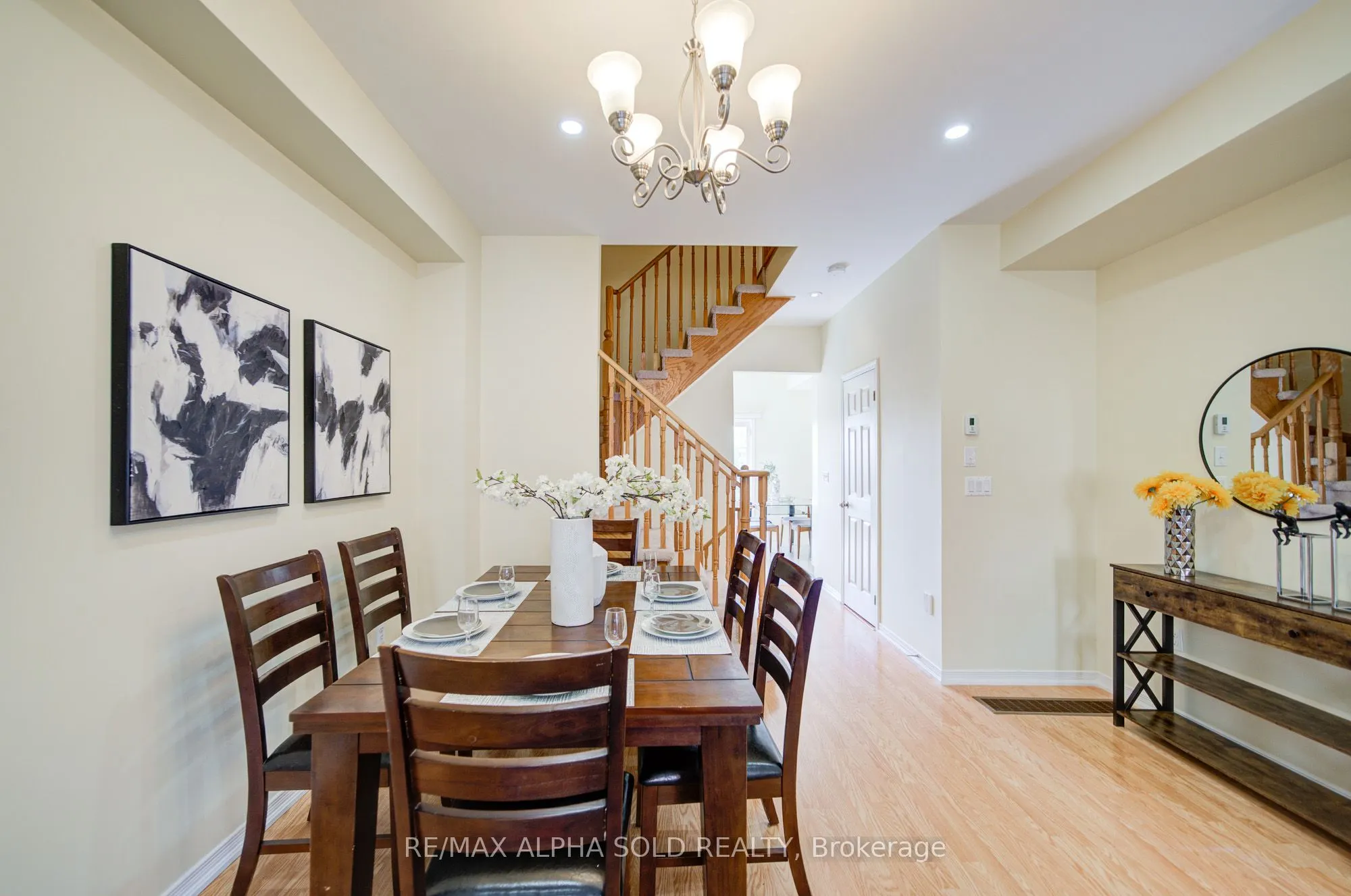43 Beehive Lane