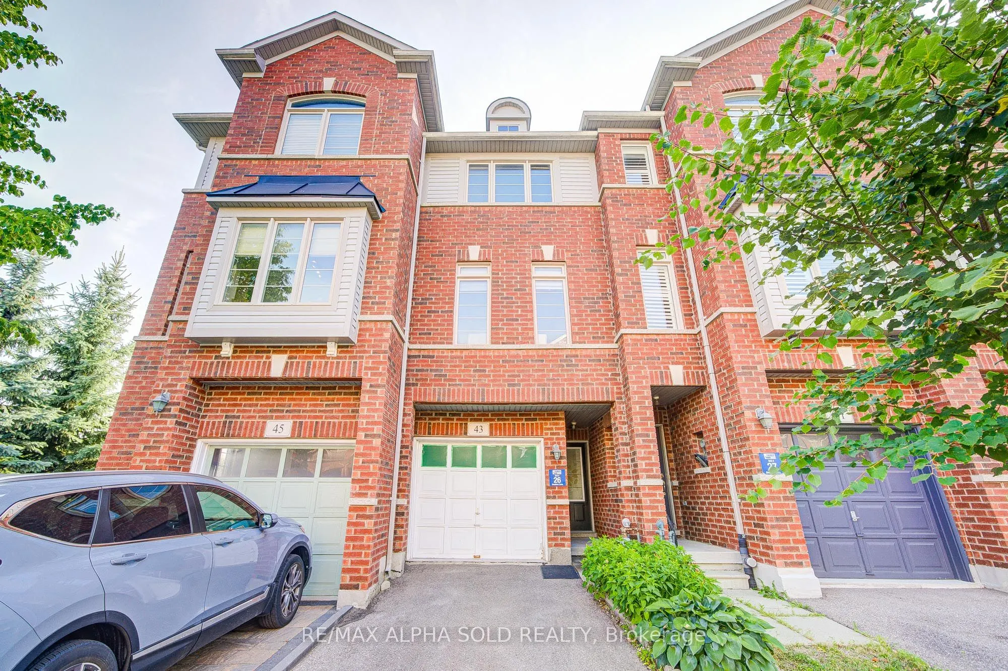 43 Beehive Lane